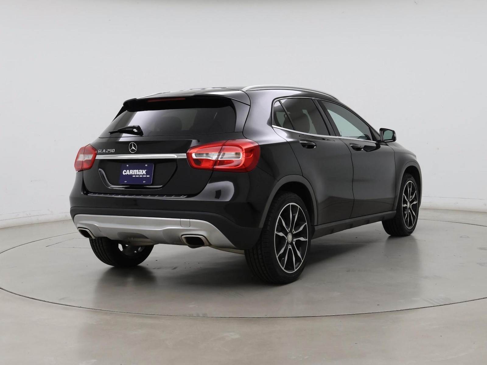 2016 Mercedes-Benz GLA-Class GLA250 - Photo 9