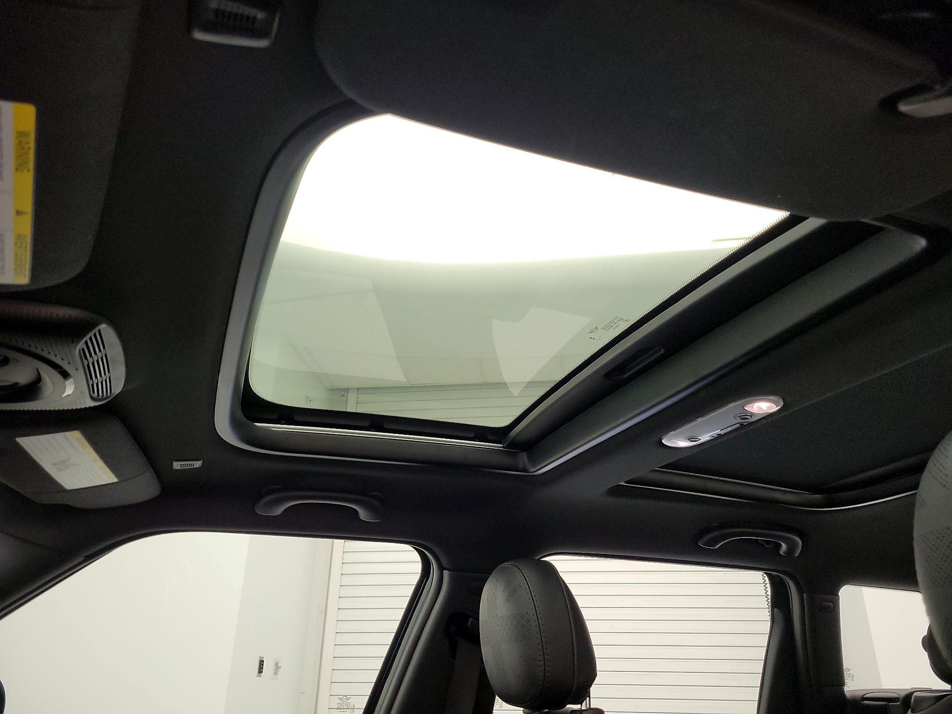 Thumbnail: 2023 MINI Cooper Clubman - 20