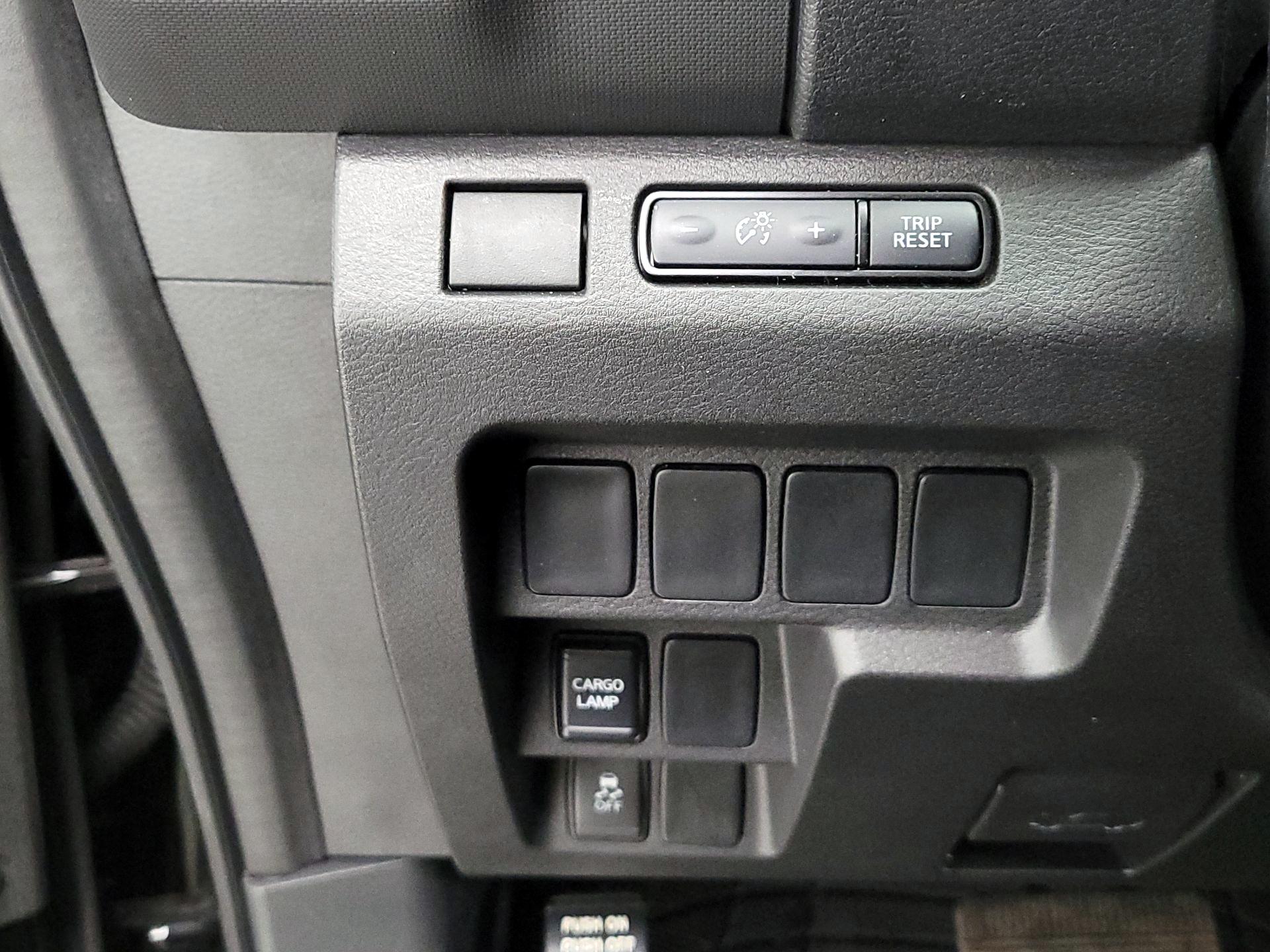 Thumbnail: 2024 Nissan Frontier - 13