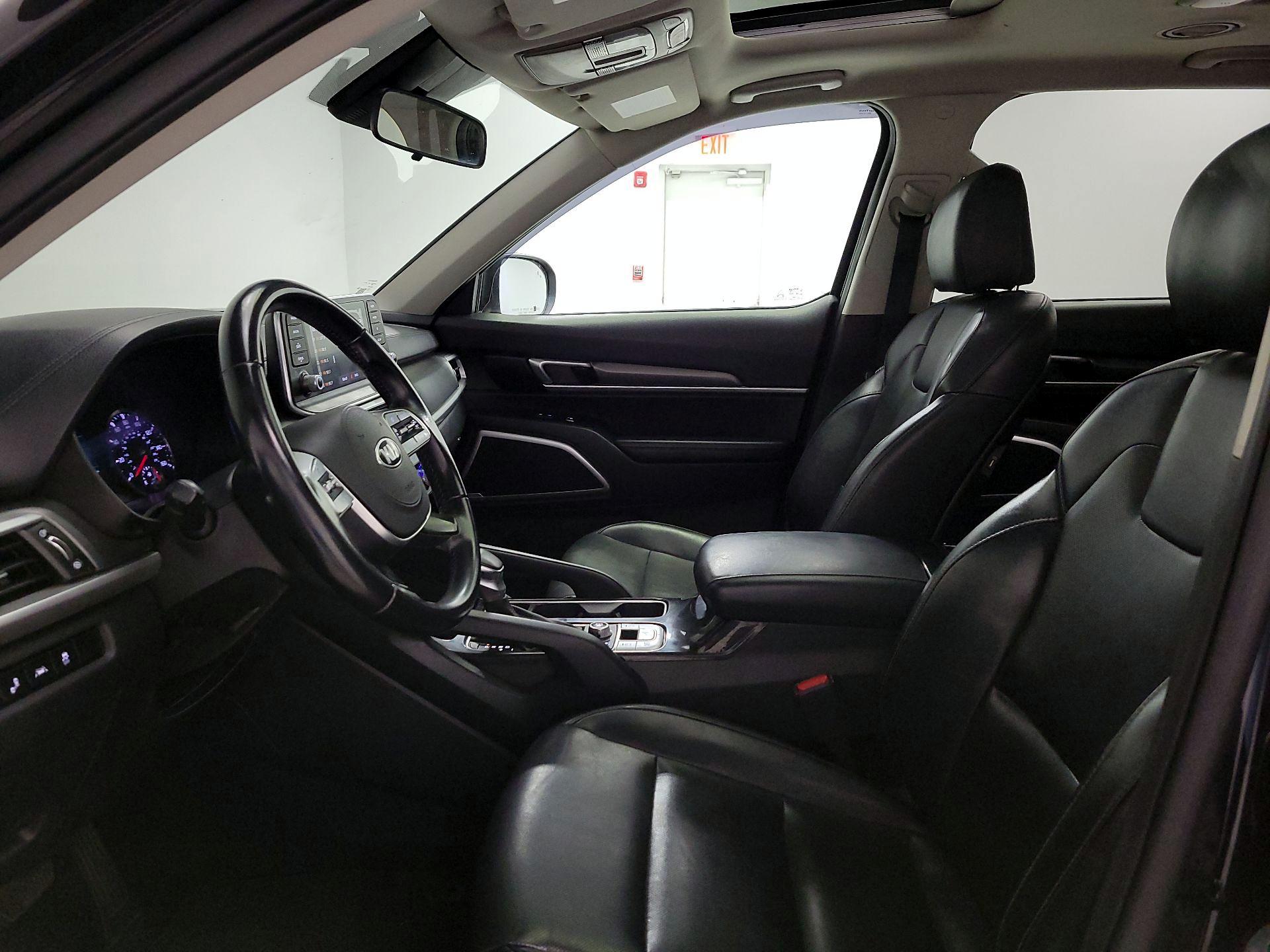 Thumbnail: 2020 Kia Telluride - 11