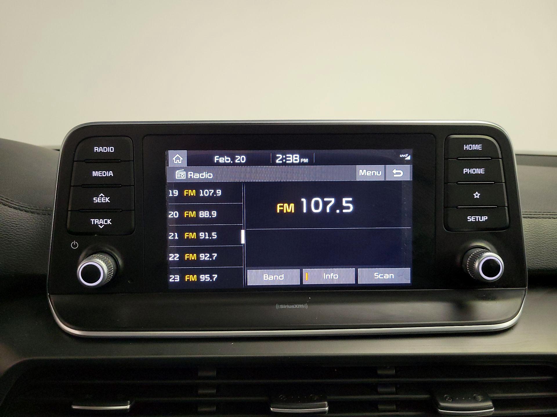 Thumbnail: 2020 Kia Telluride - 15