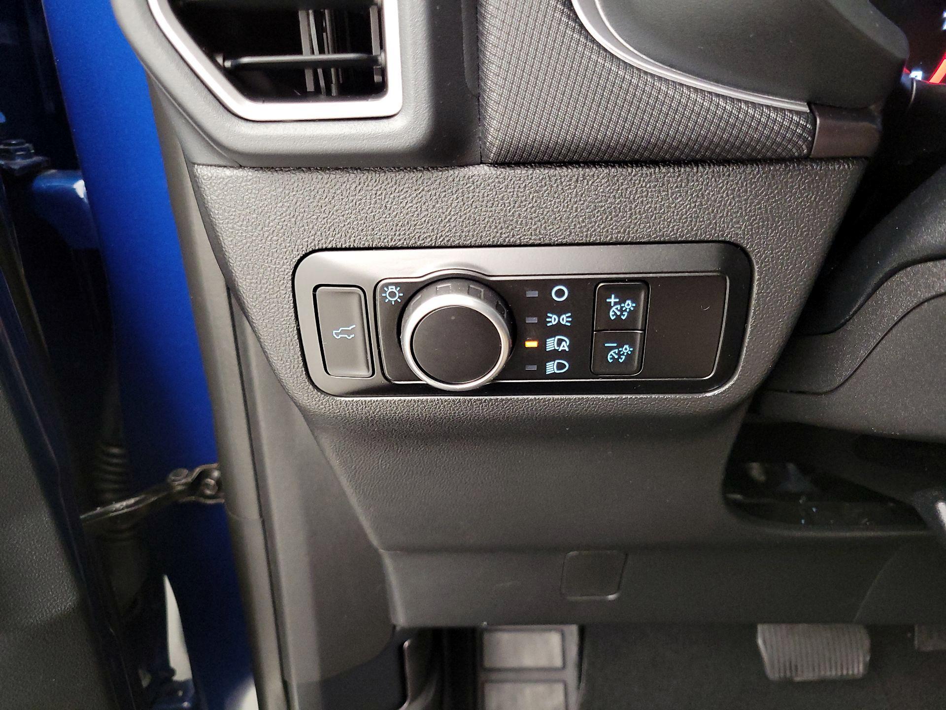 Thumbnail: 2023 Ford Bronco Sport - 13