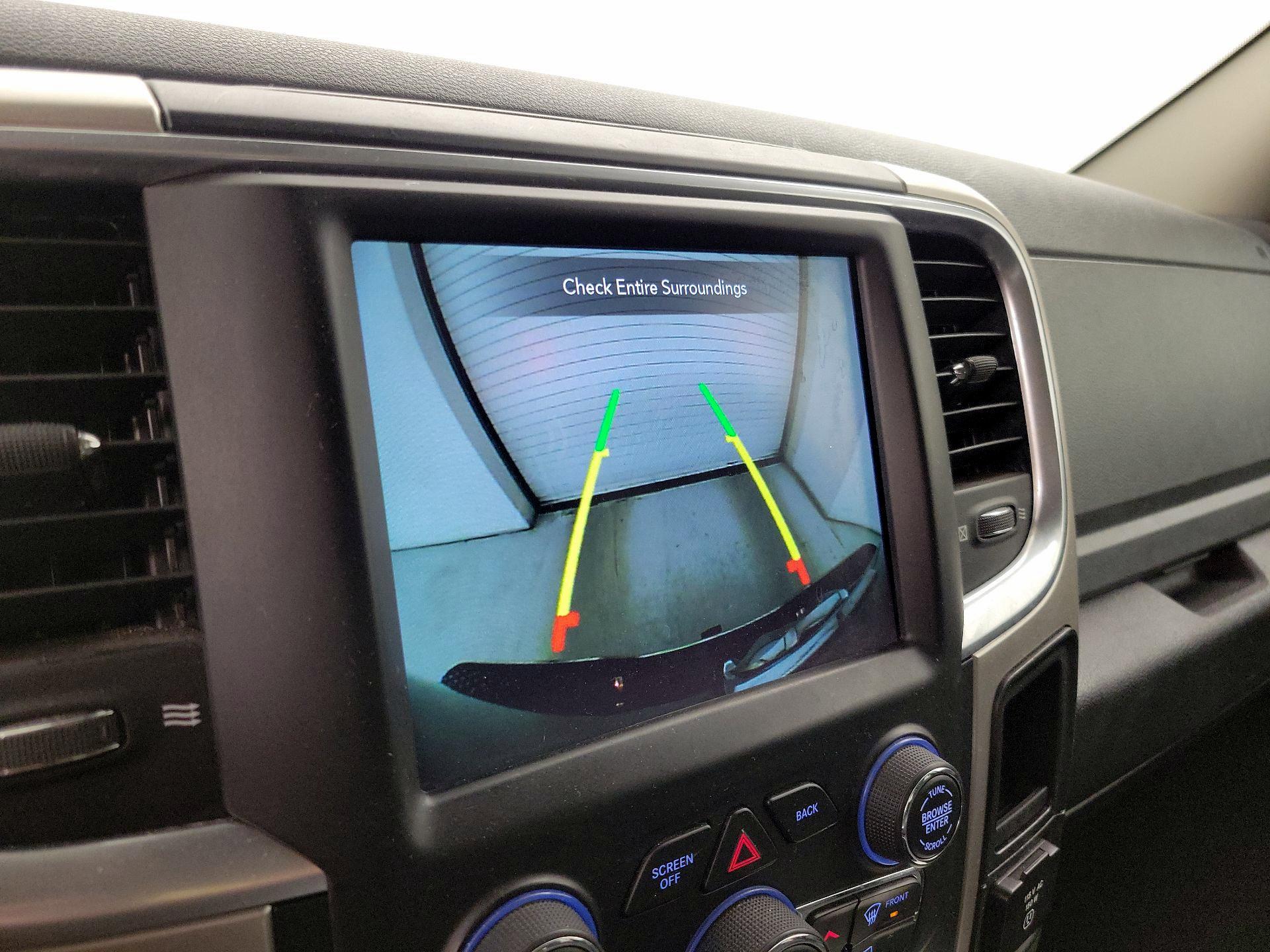 Thumbnail: 2020 RAM 1500 Classic - 15