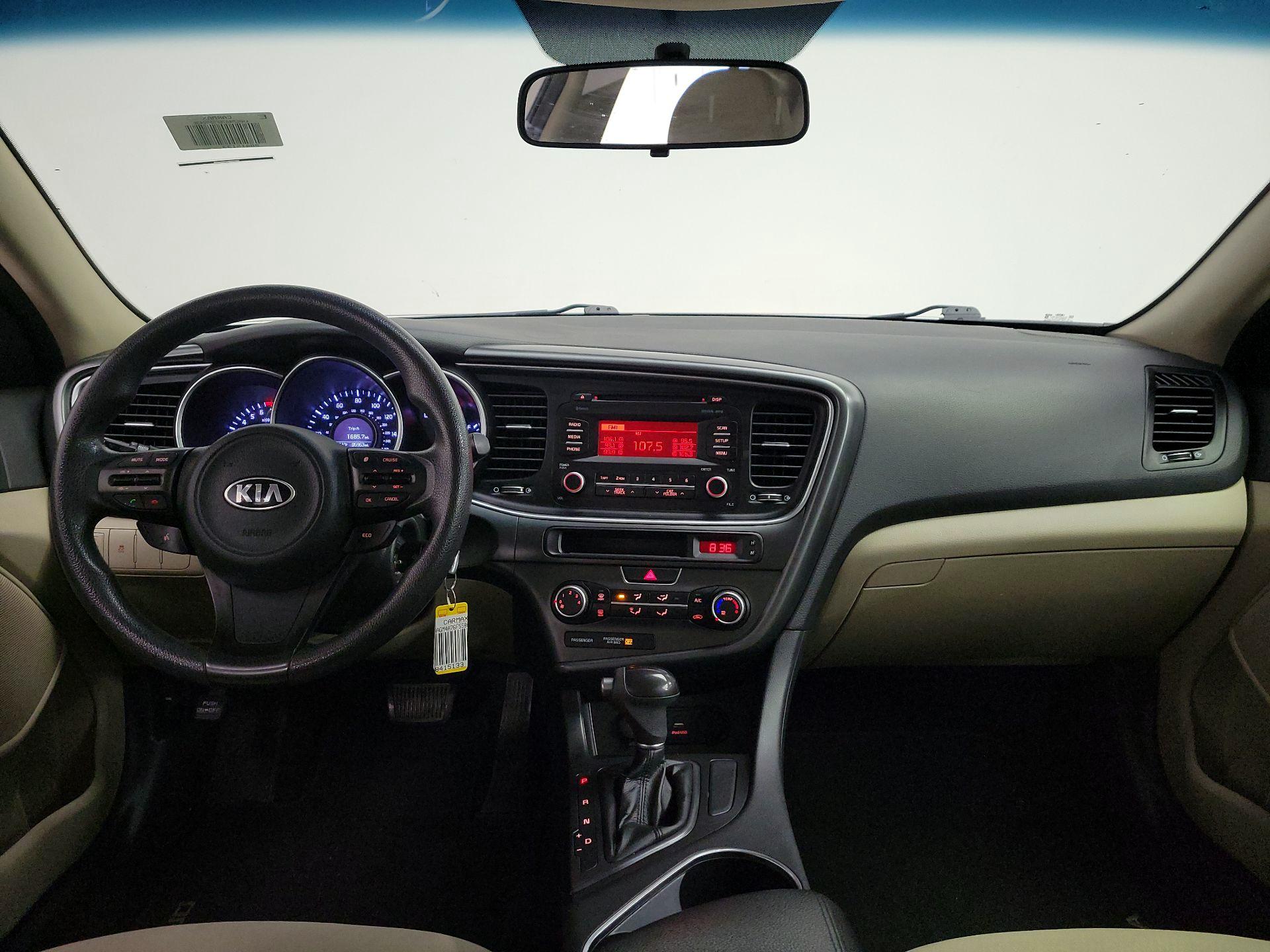 Thumbnail: 2015 Kia Optima - 9