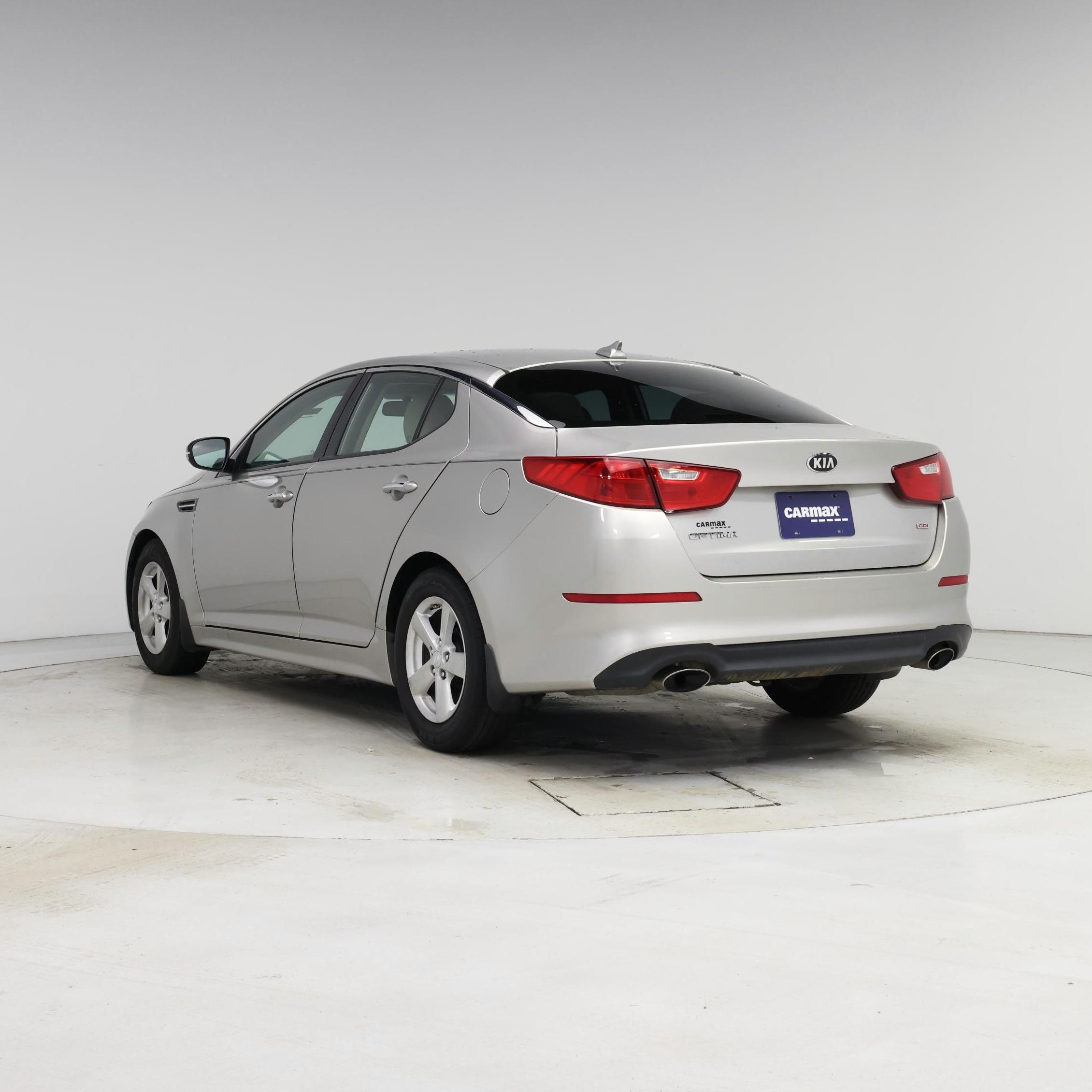 Thumbnail: 2015 Kia Optima - 2