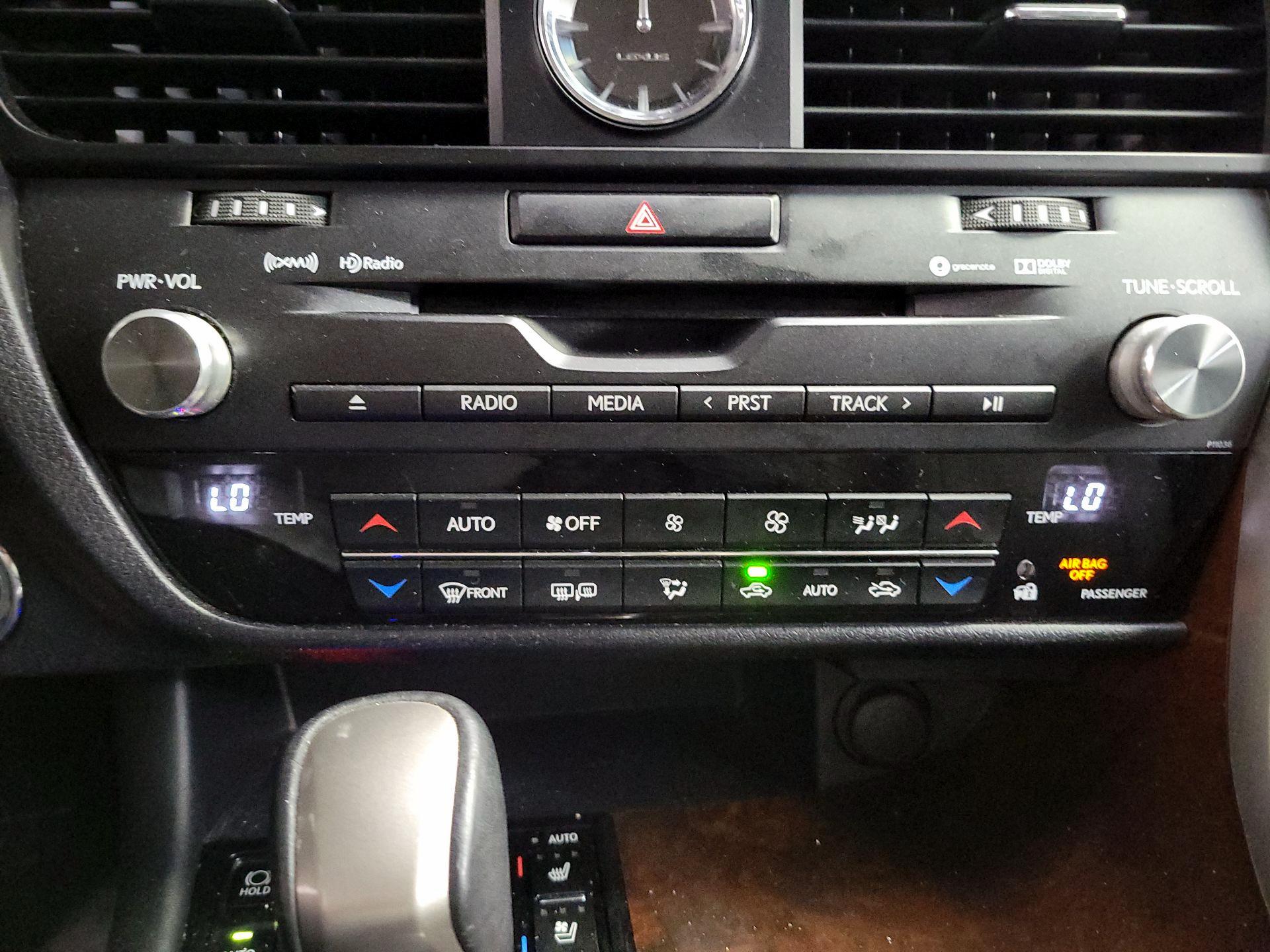 Thumbnail: 2016 Lexus RX - 17