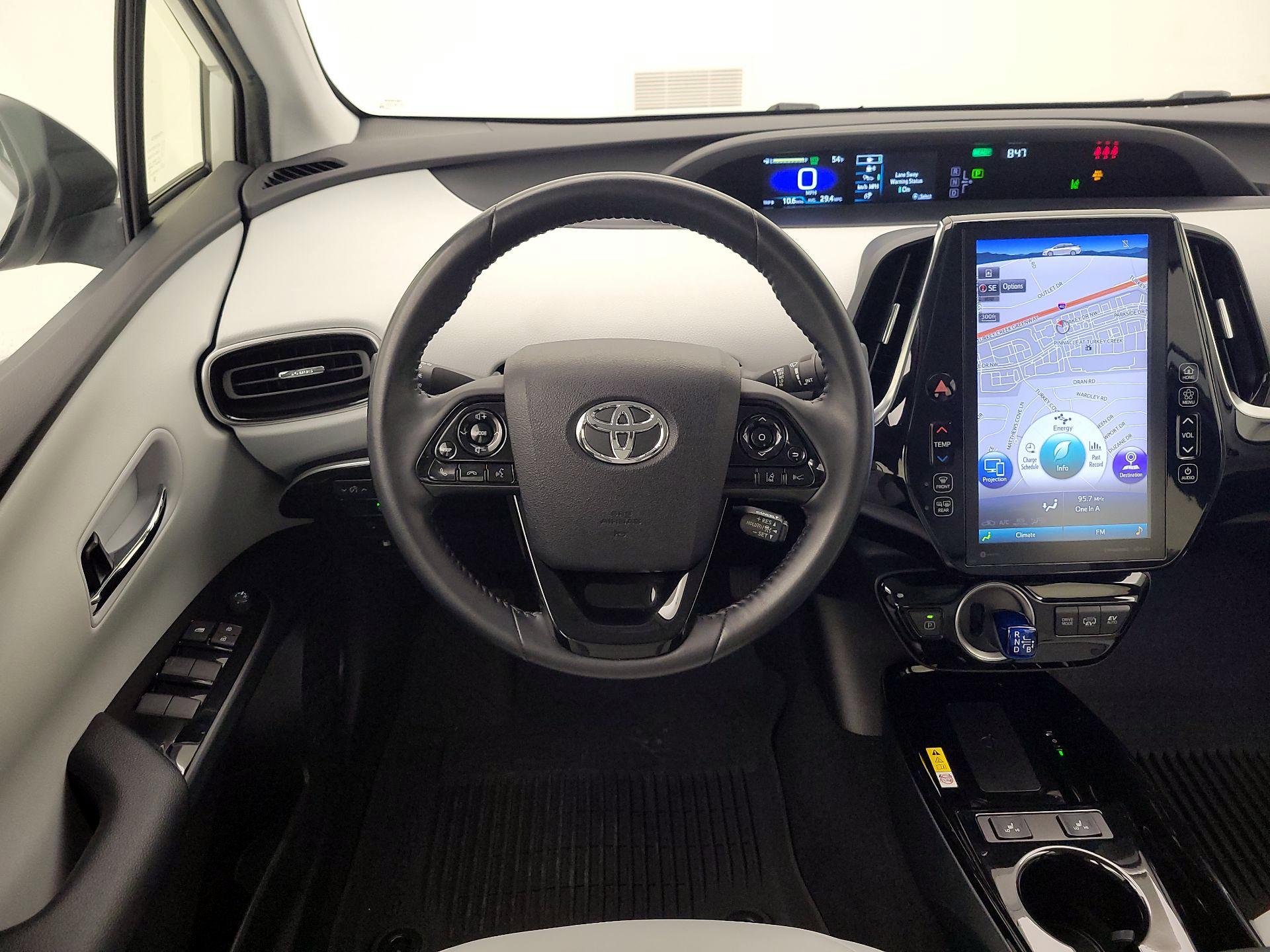 Thumbnail: 2021 Toyota Prius Prime - 10