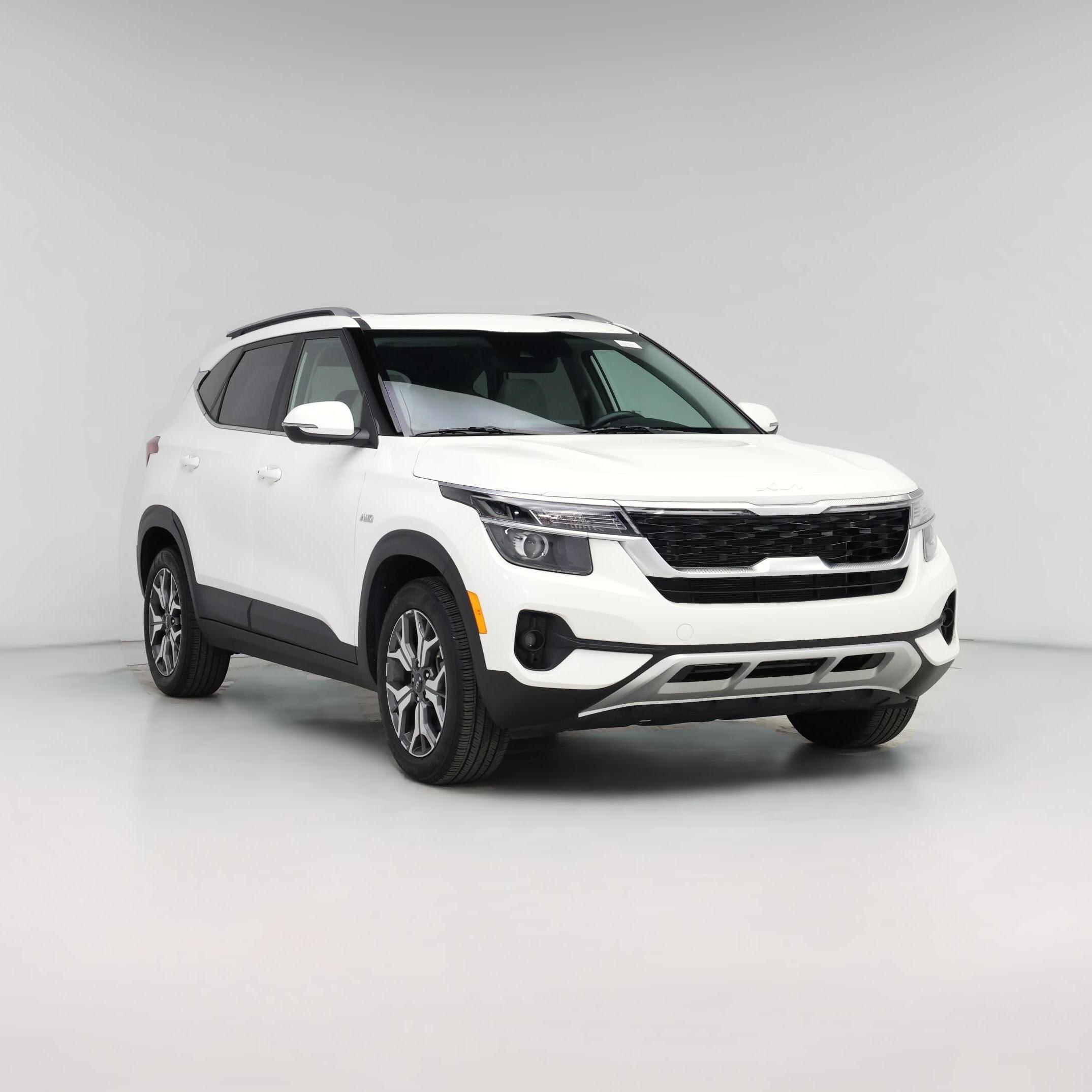 Thumbnail: 2023 Kia Seltos - 1