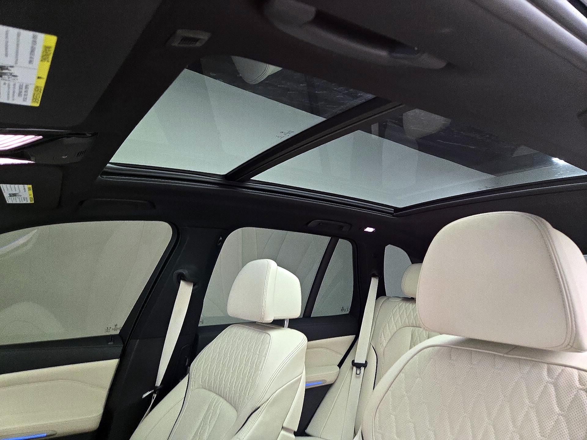 Thumbnail: 2022 BMW X5 - 20