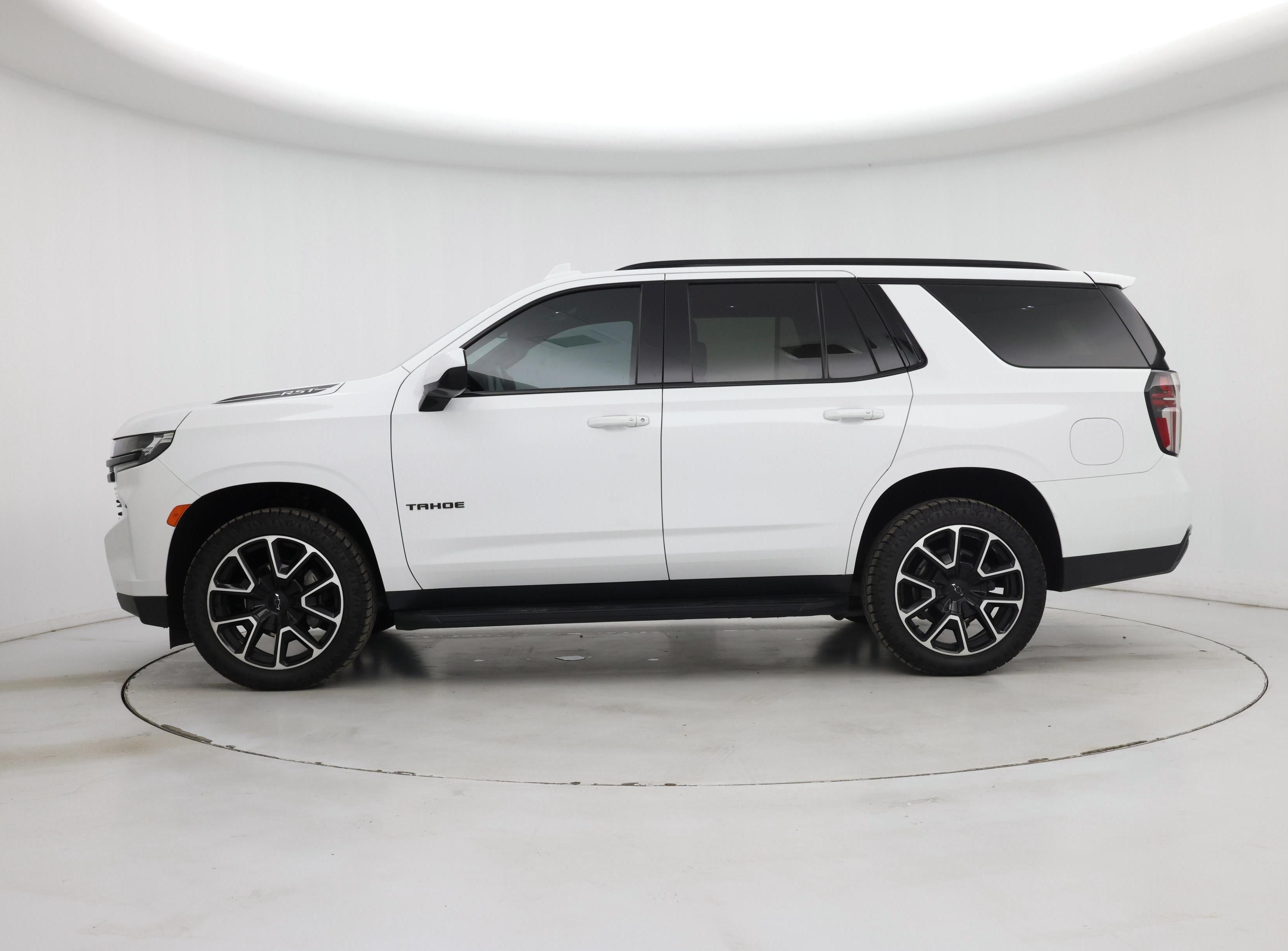 Thumbnail: 2023 Chevrolet Tahoe - 3