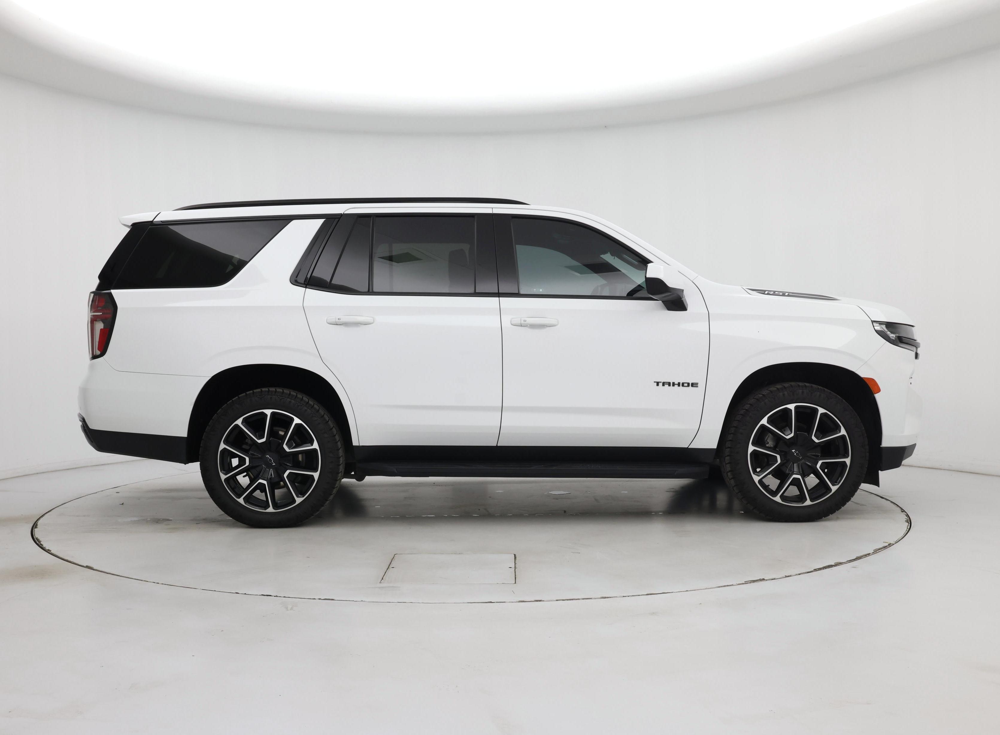 Thumbnail: 2023 Chevrolet Tahoe - 7