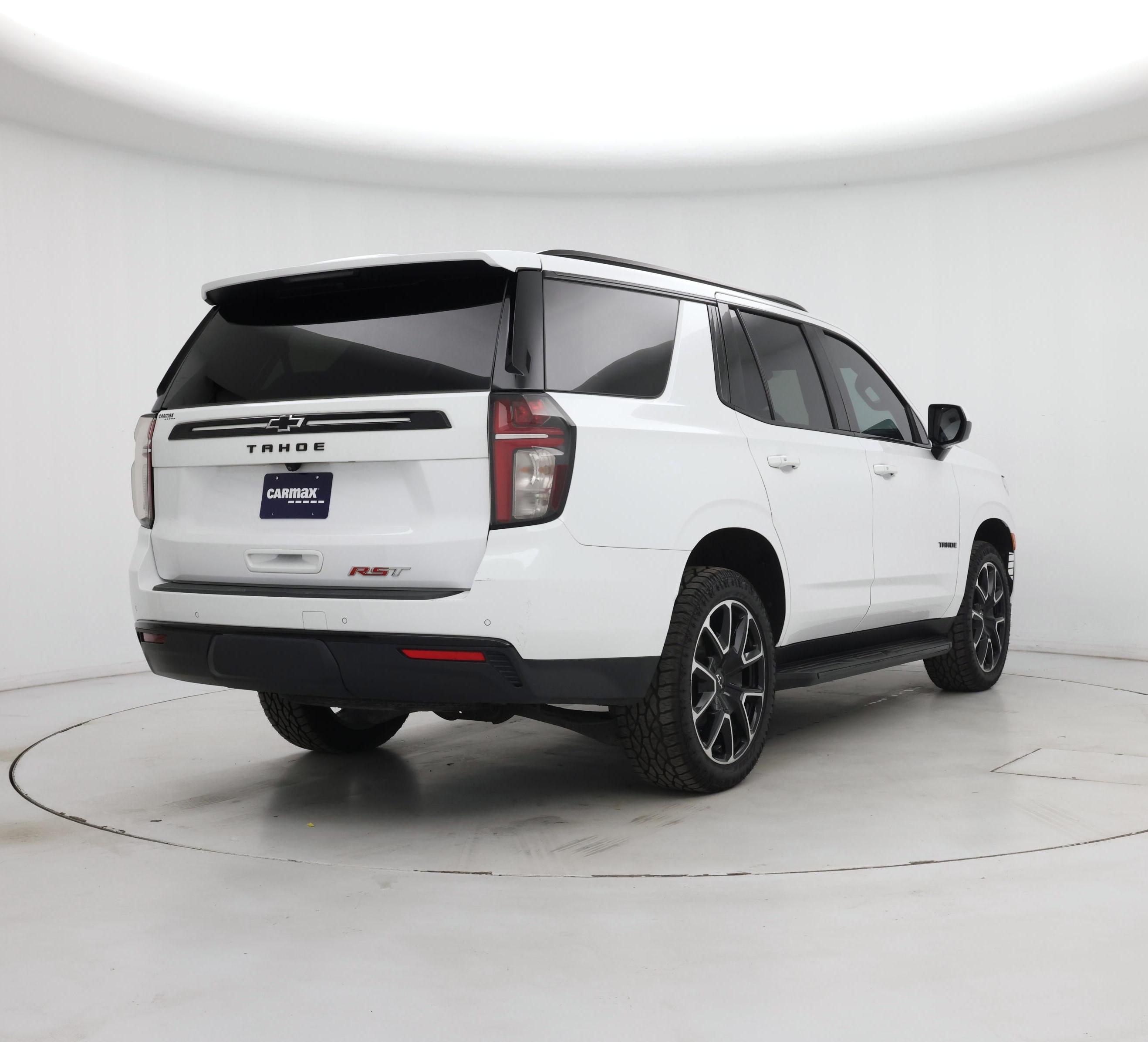 Thumbnail: 2023 Chevrolet Tahoe - 8