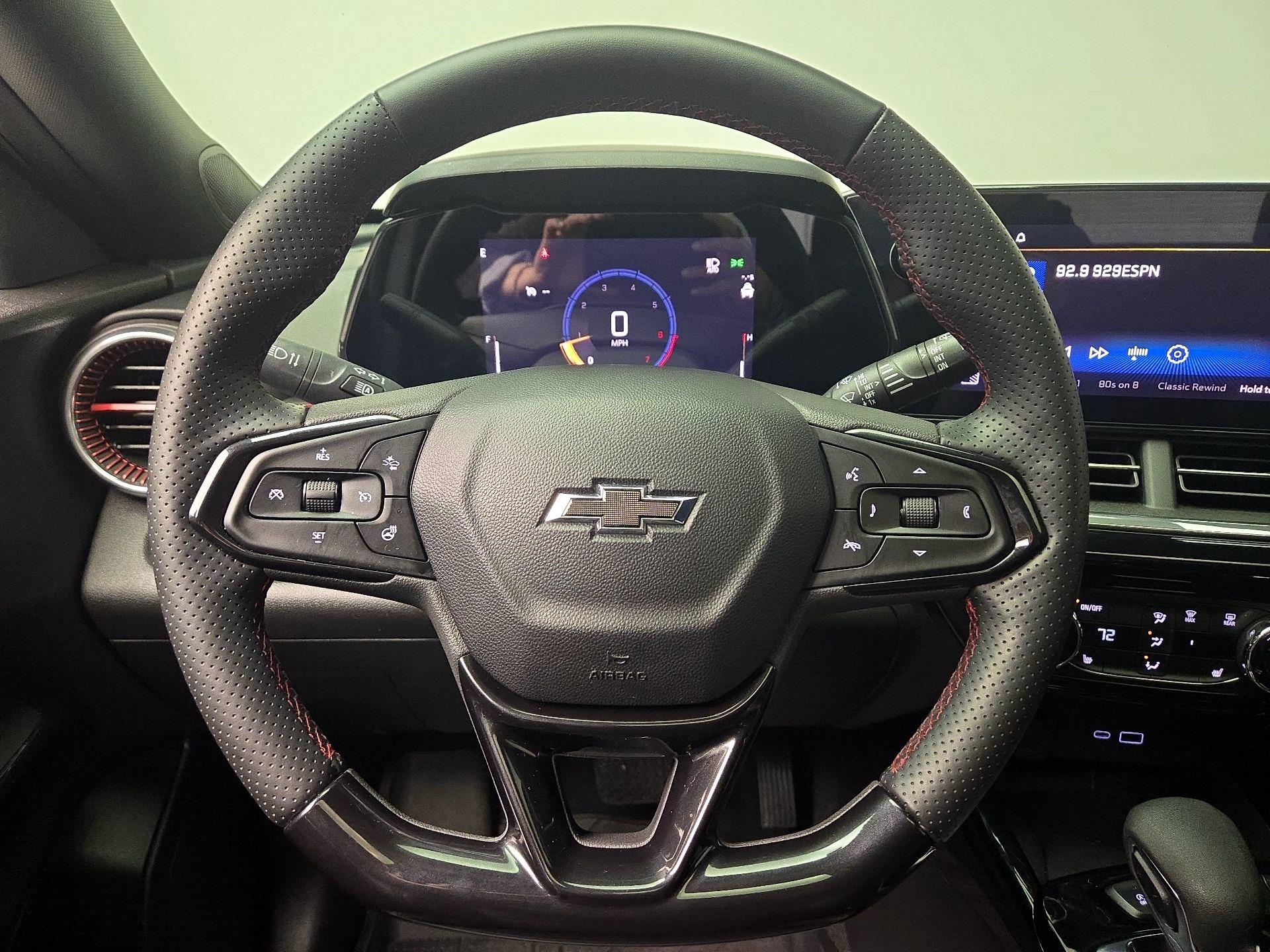 Thumbnail: 2024 Chevrolet Trax - 10