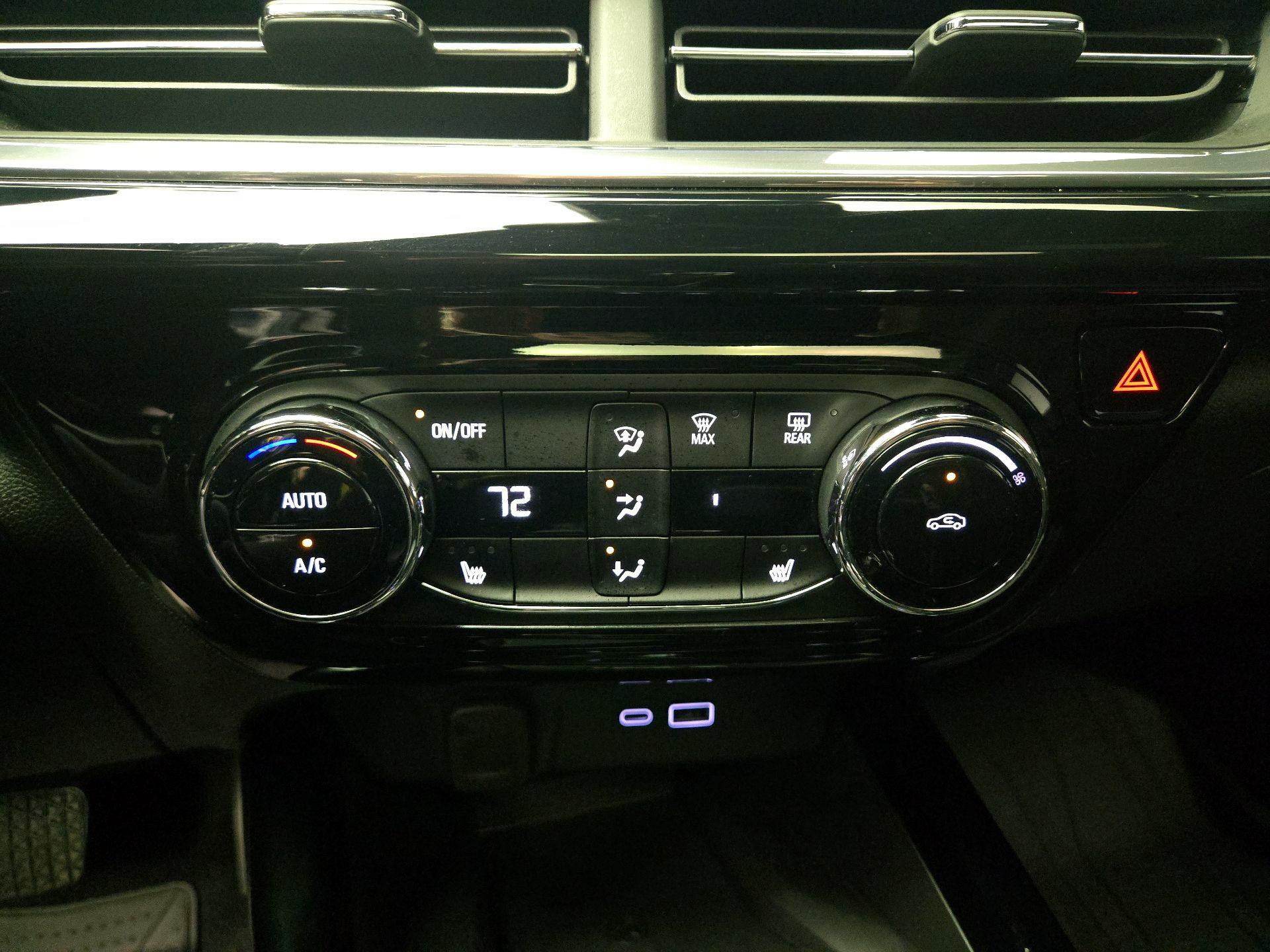 Thumbnail: 2024 Chevrolet Trax - 16