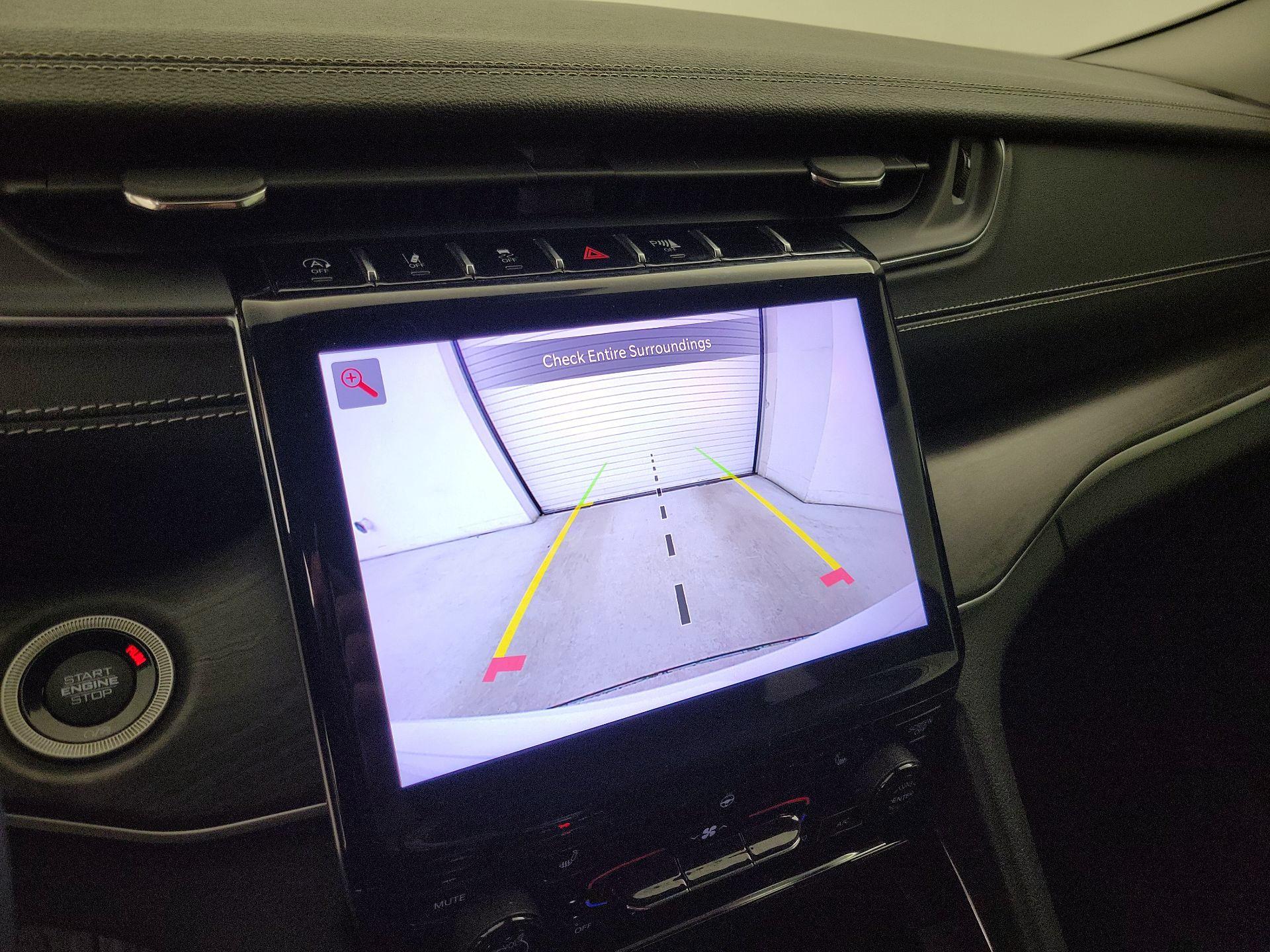 Thumbnail: 2023 Jeep Grand Cherokee - 15