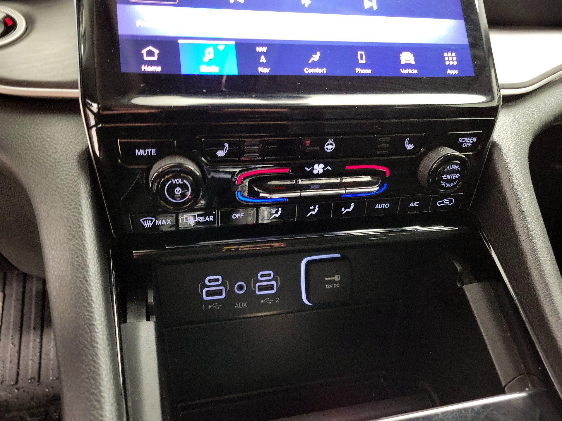 Thumbnail: 2023 Jeep Grand Cherokee - 17