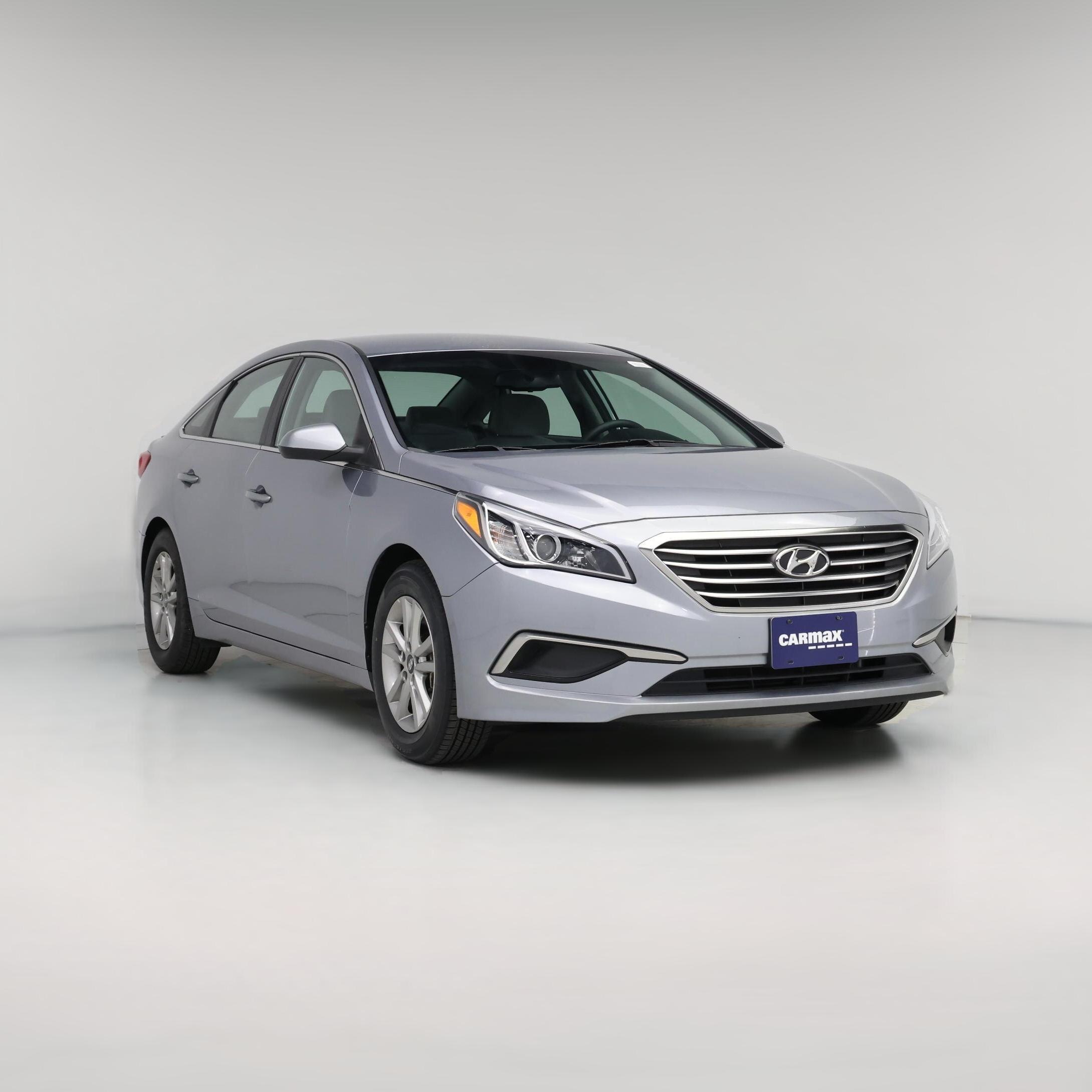 Thumbnail: 2016 Hyundai Sonata - 1