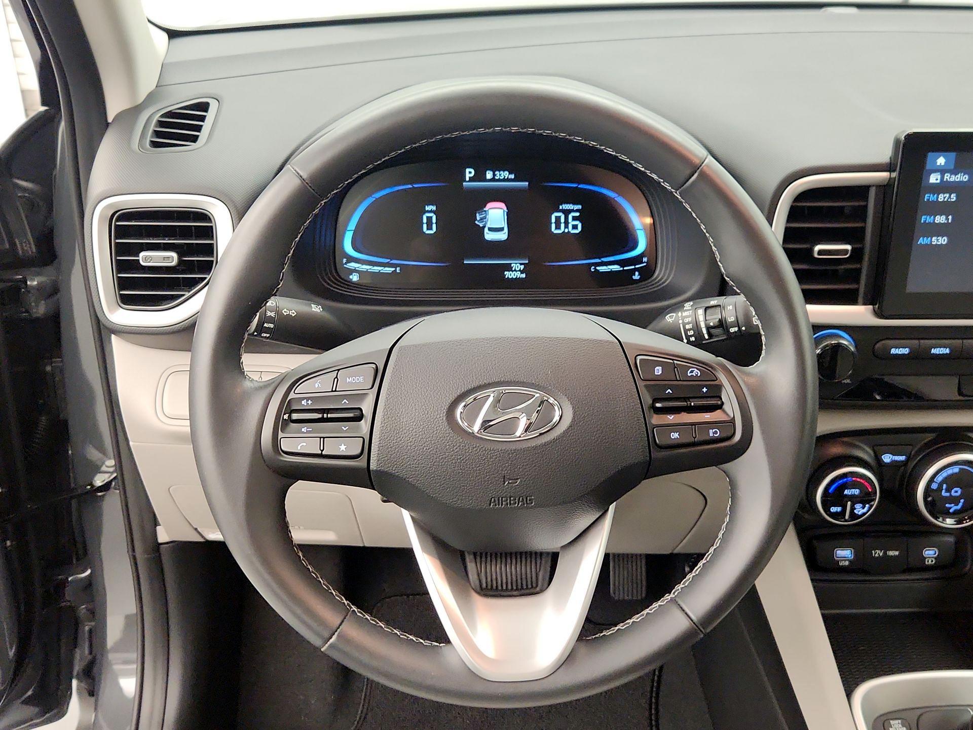 Thumbnail: 2025 Hyundai Venue - 10