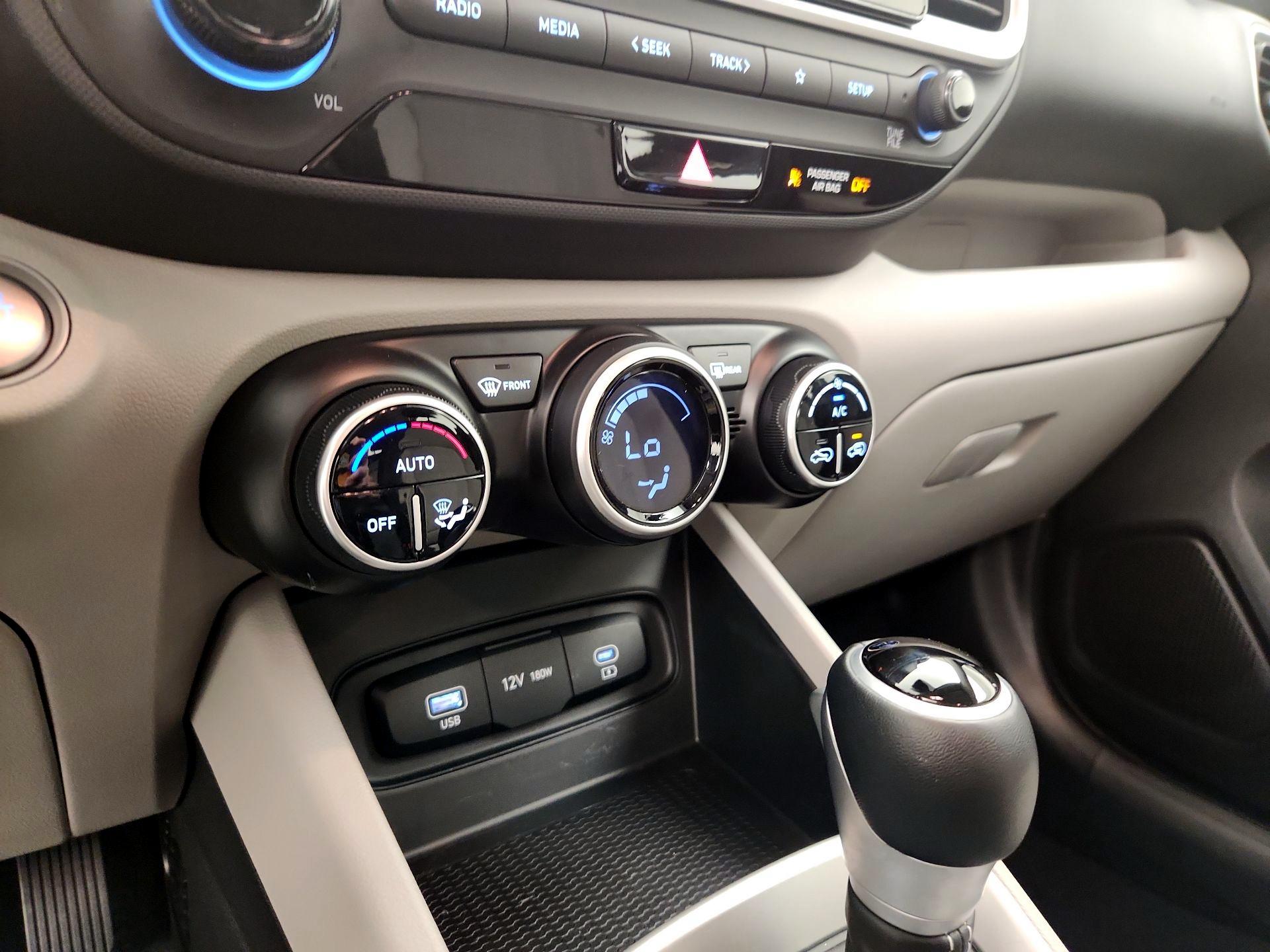 Thumbnail: 2025 Hyundai Venue - 16