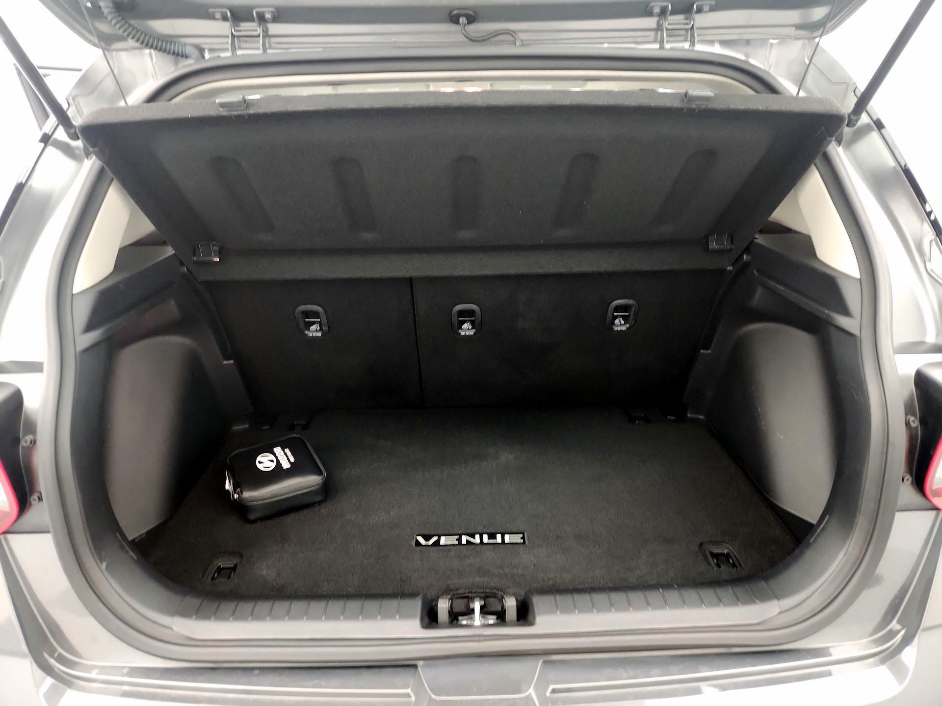 Thumbnail: 2025 Hyundai Venue - 20