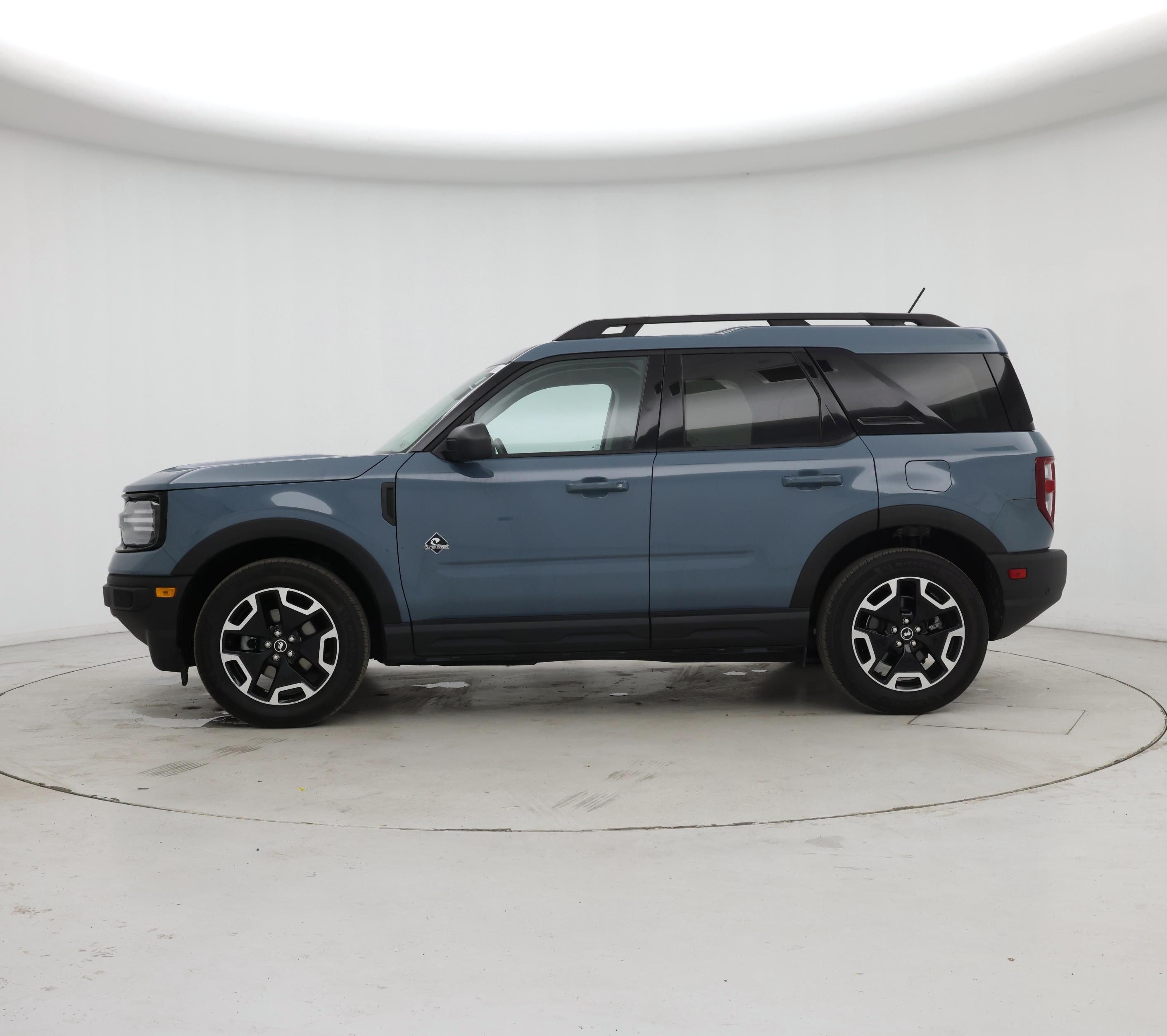 Thumbnail: 2023 Ford Bronco Sport - 3