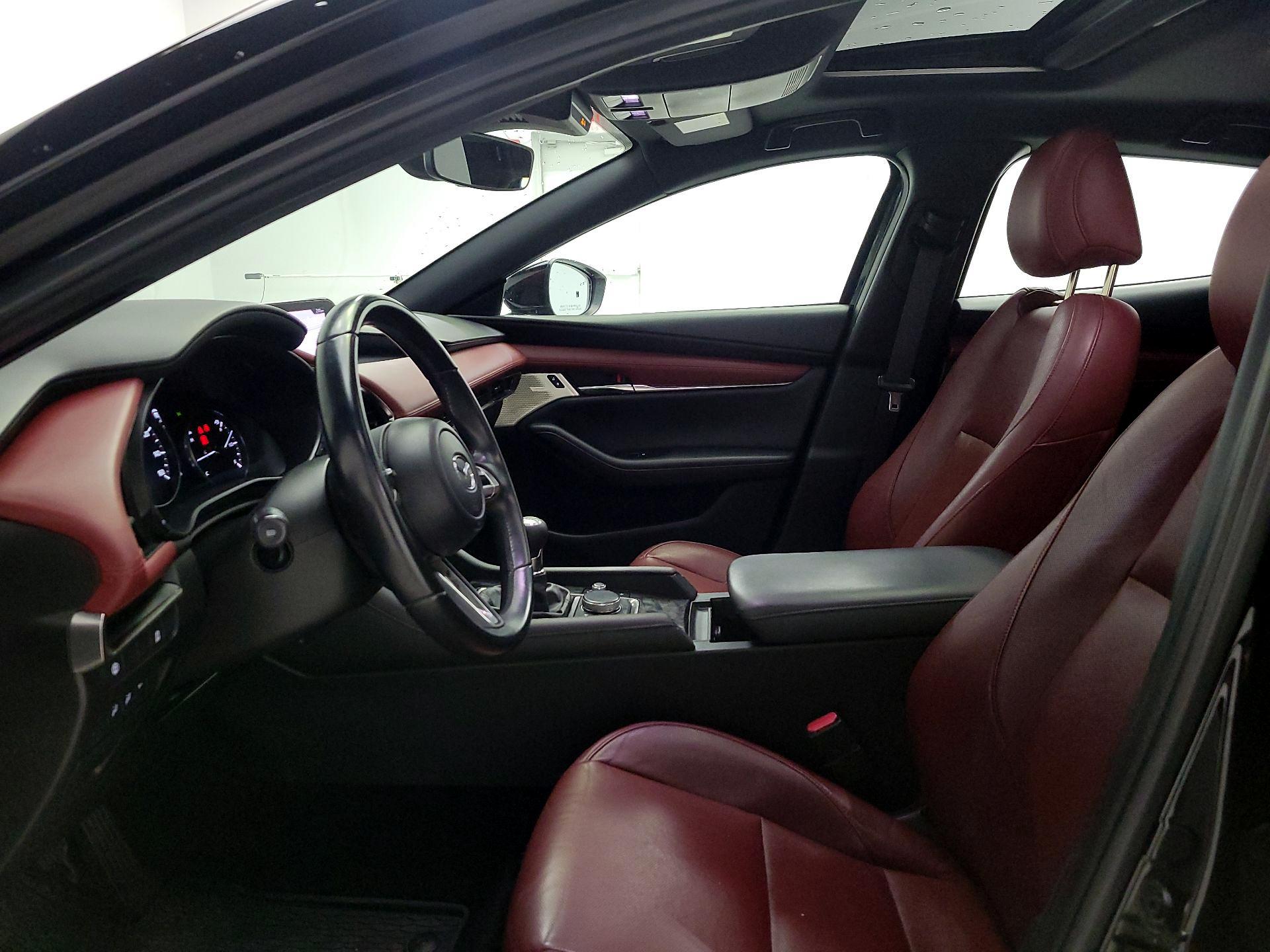 Thumbnail: 2019 Mazda Mazda3 - 11