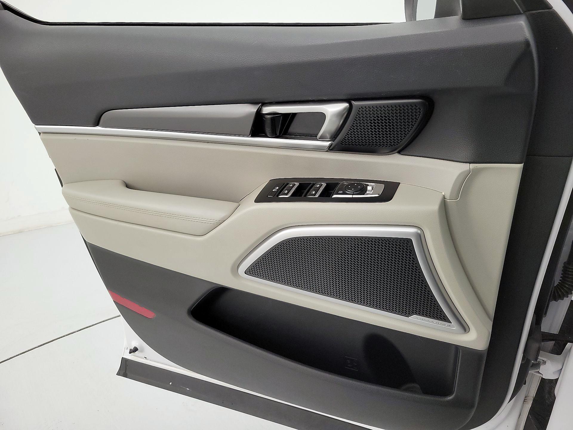 Thumbnail: 2023 Kia Telluride - 12