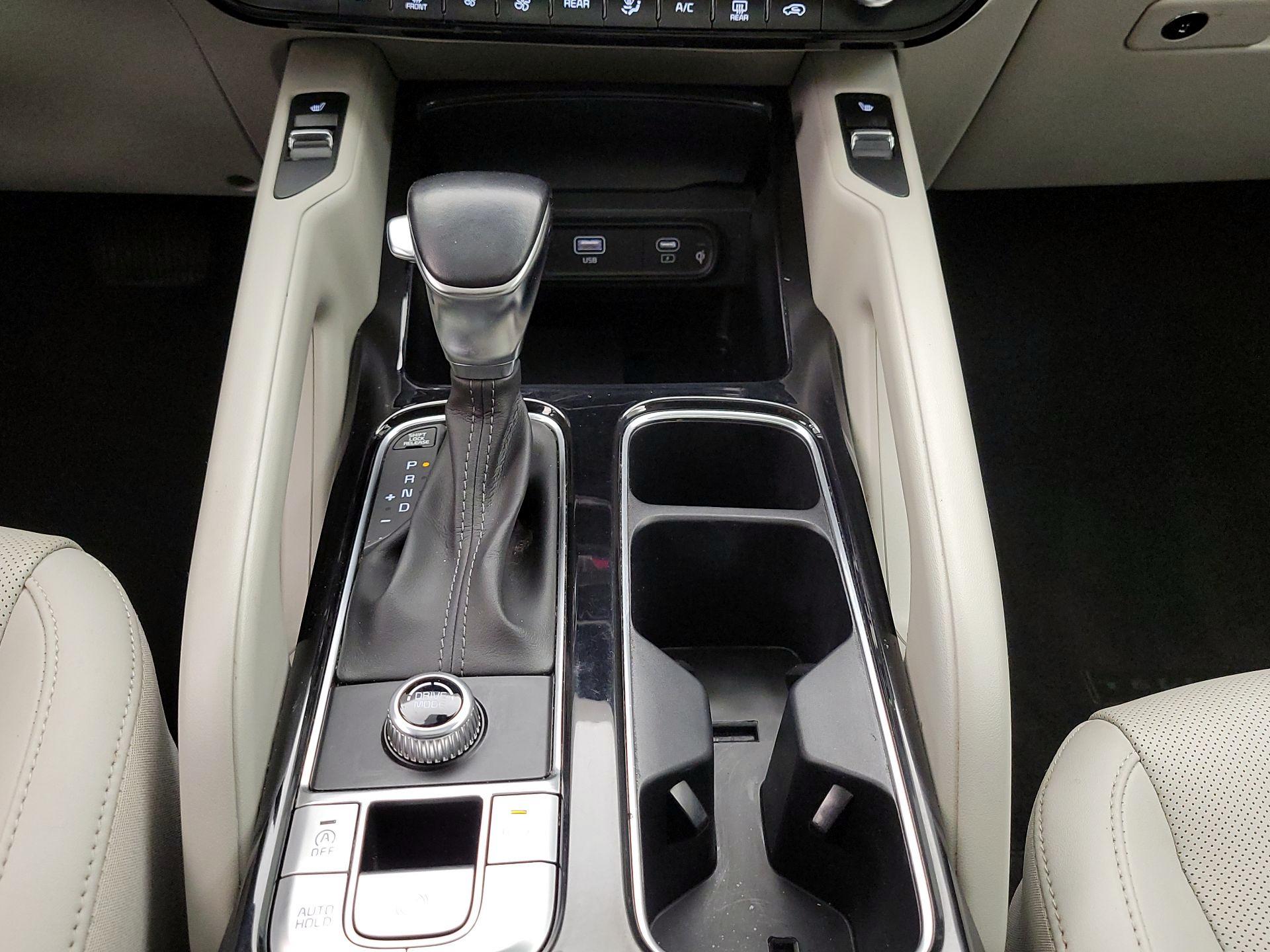 Thumbnail: 2023 Kia Telluride - 18