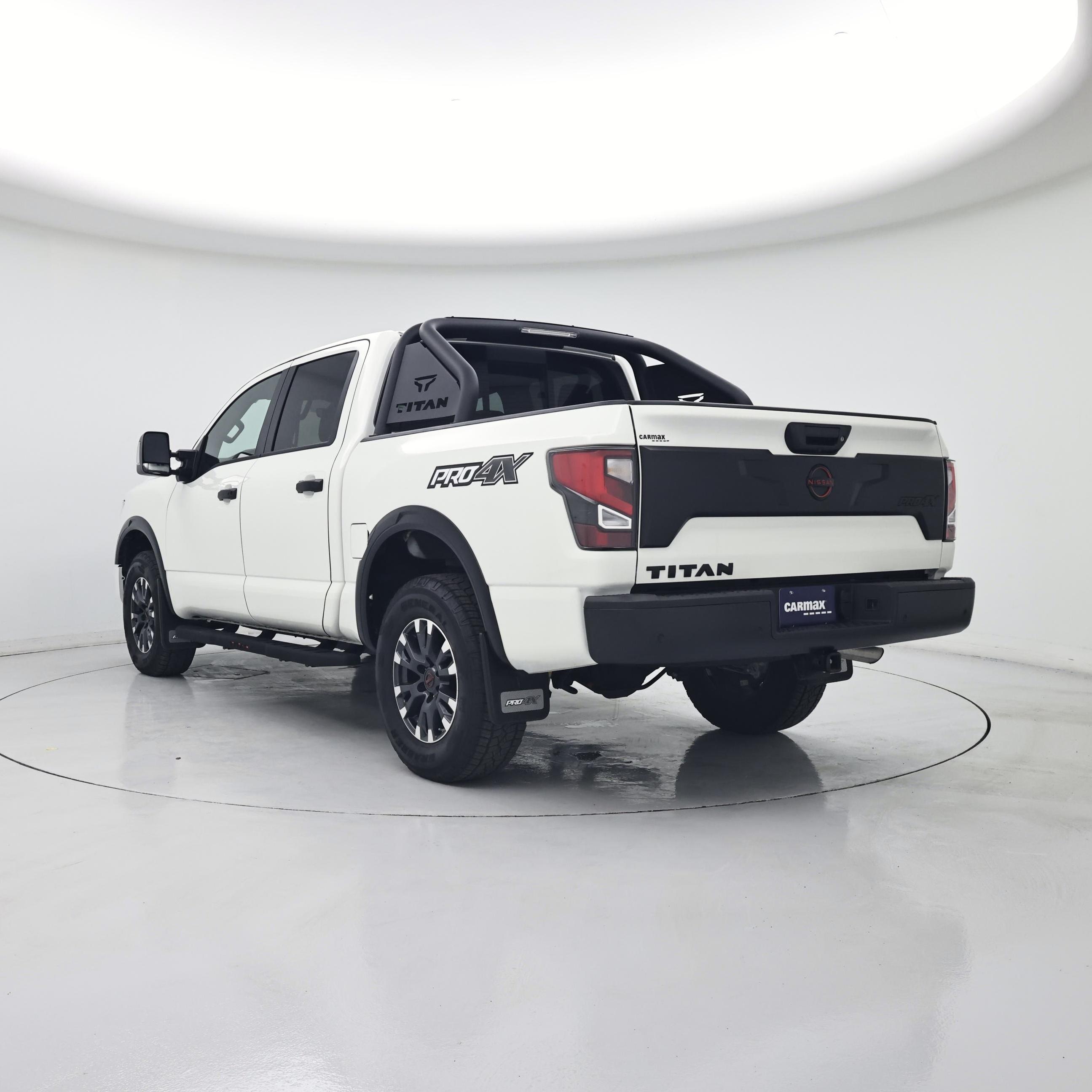 Thumbnail: 2024 Nissan Titan - 2