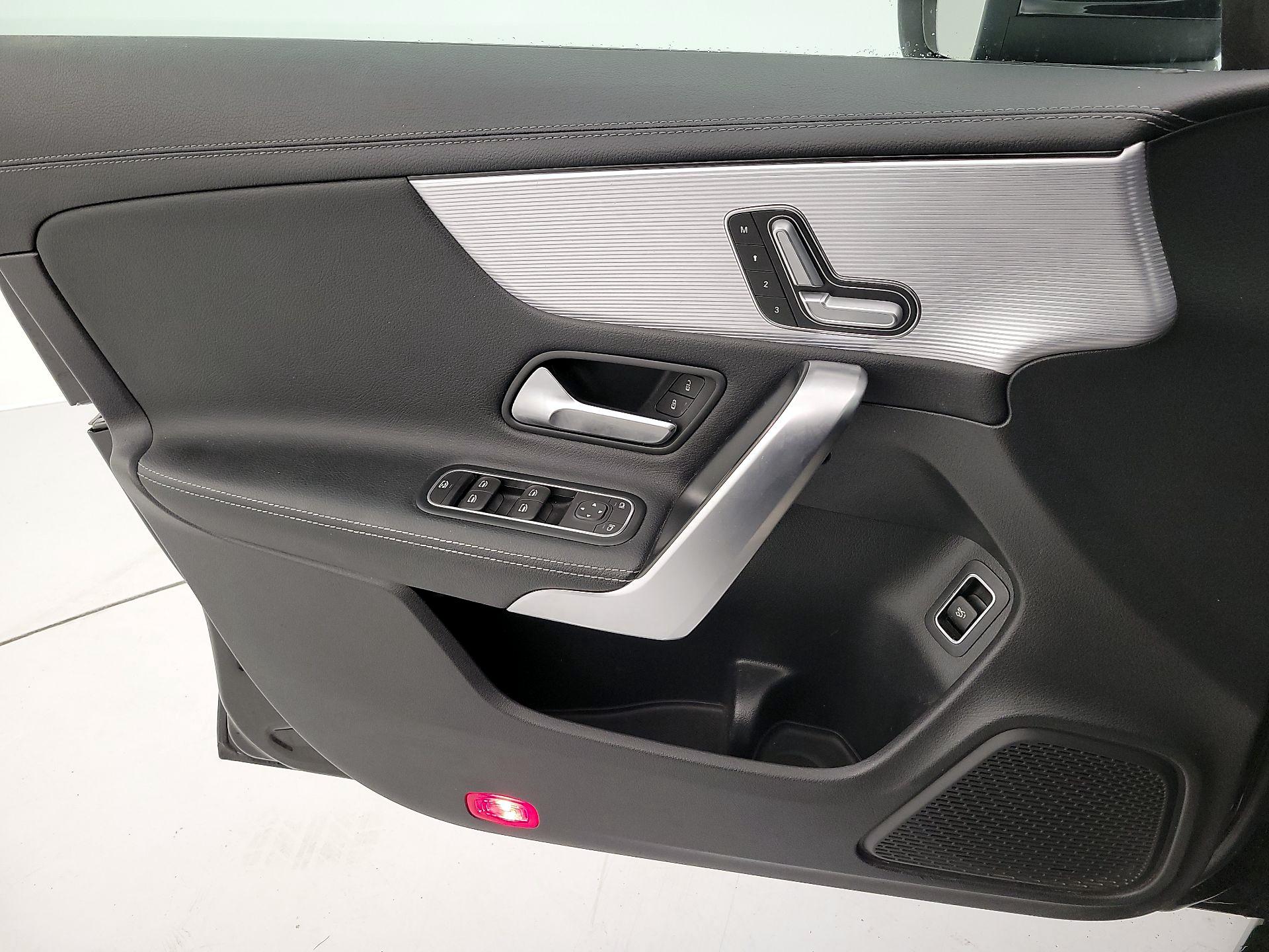 Thumbnail: 2020 Mercedes-Benz CLA - 12