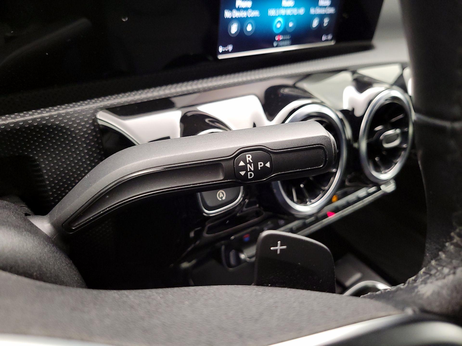 Thumbnail: 2020 Mercedes-Benz CLA - 17