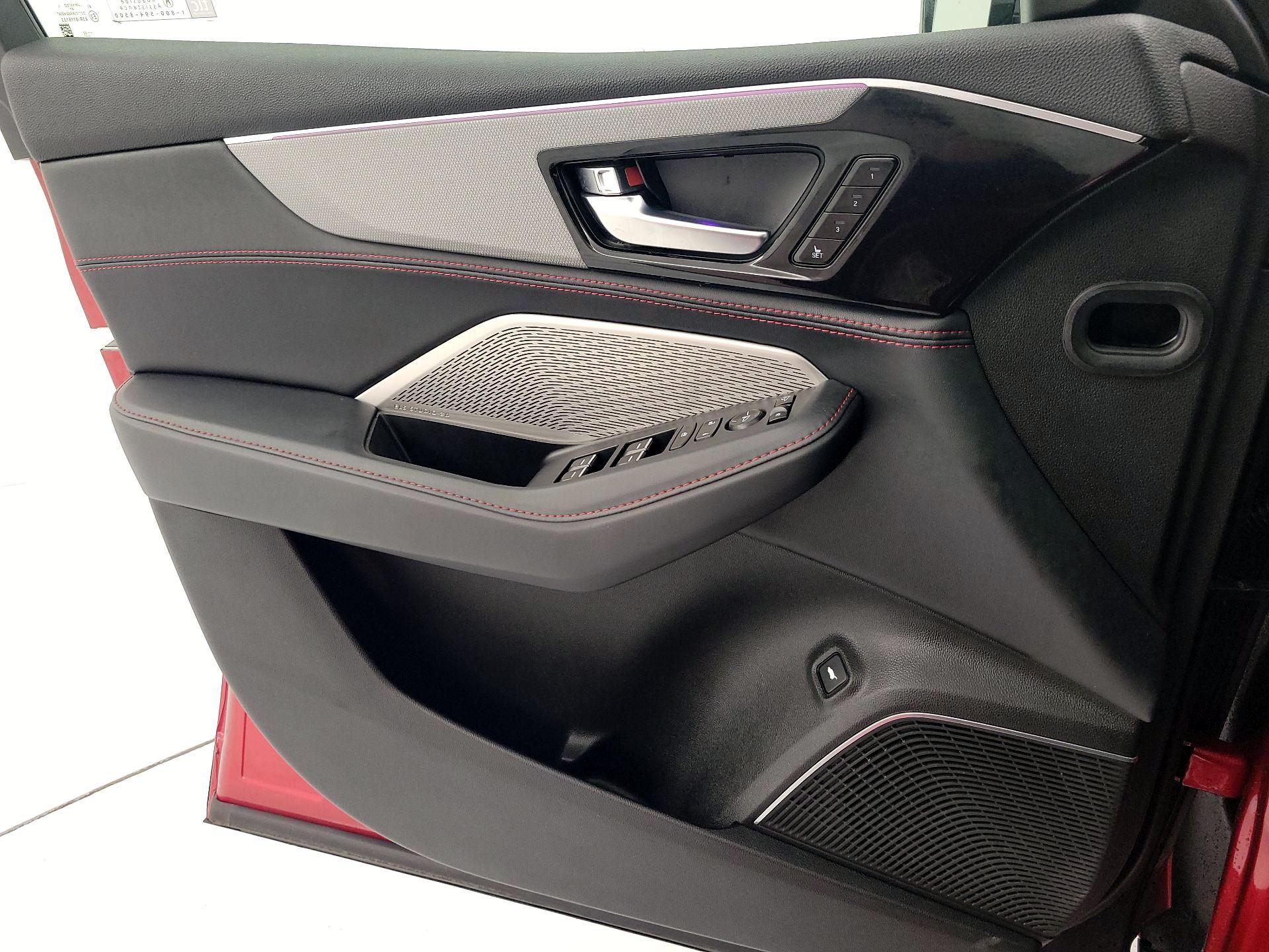 Thumbnail: 2022 Acura MDX - 12