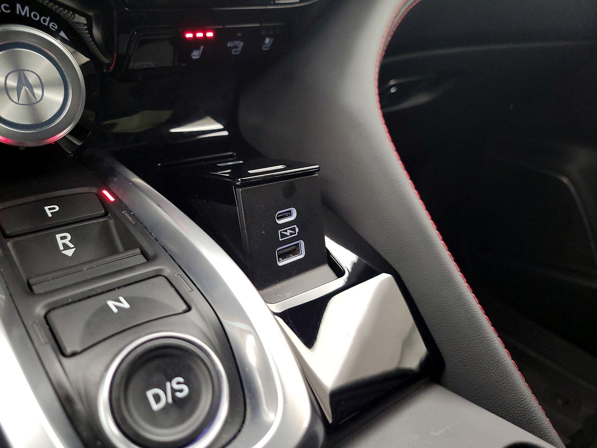 Thumbnail: 2022 Acura MDX - 19