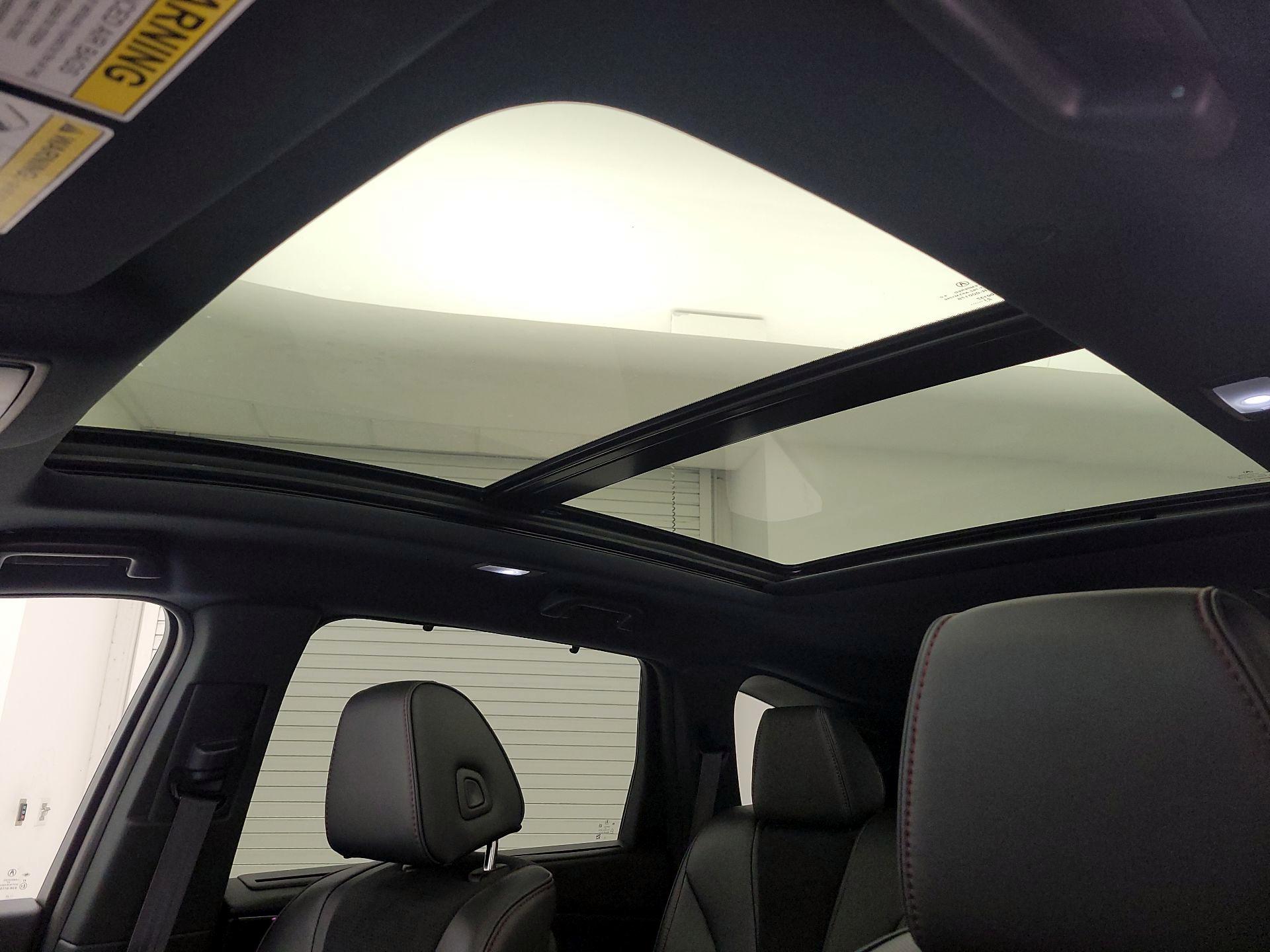 Thumbnail: 2022 Acura MDX - 20