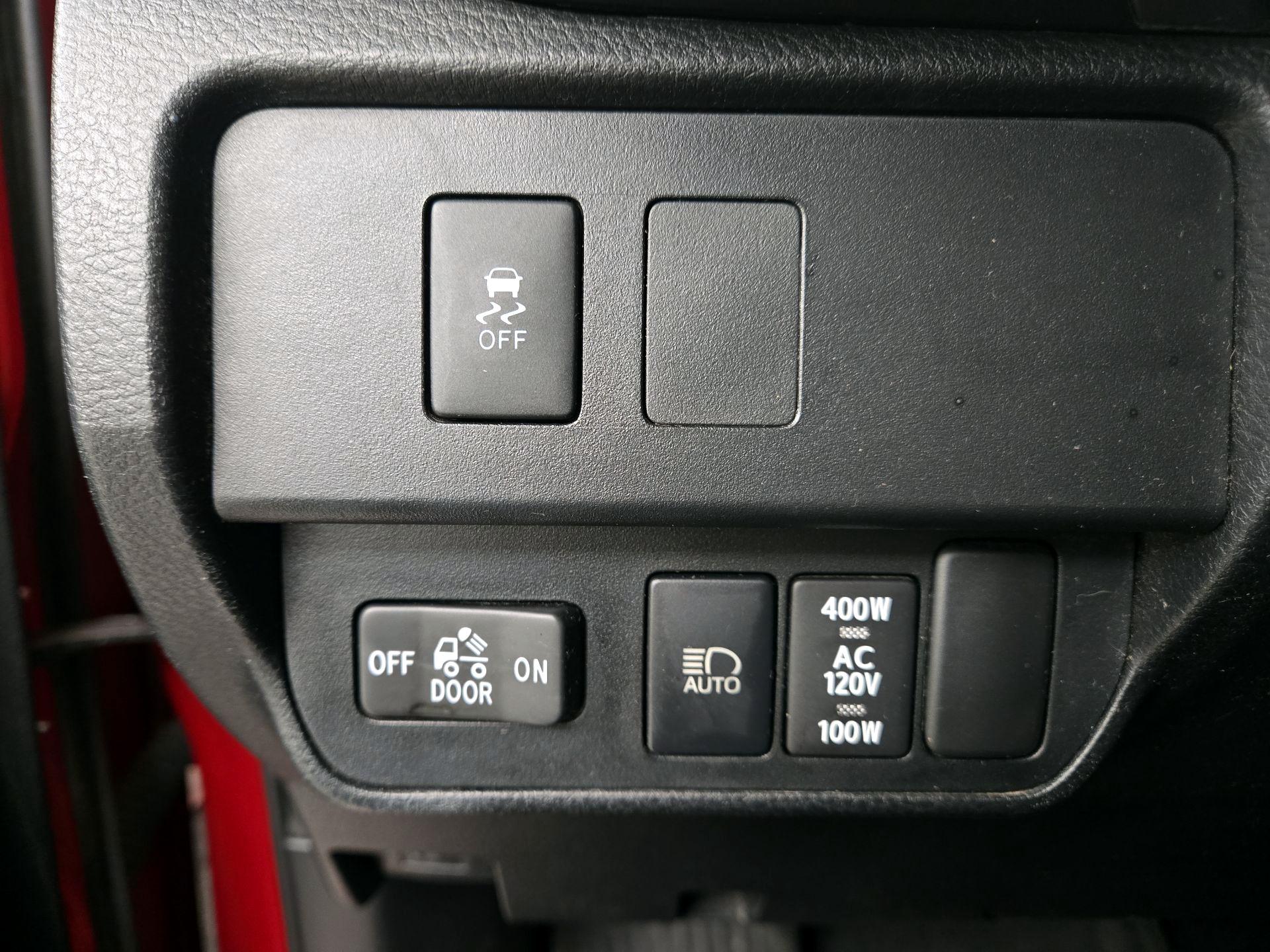 Thumbnail: 2021 Toyota Tacoma - 13