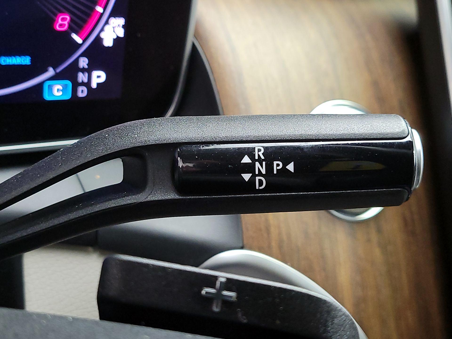 Thumbnail: 2024 Mercedes-Benz GLC - 17