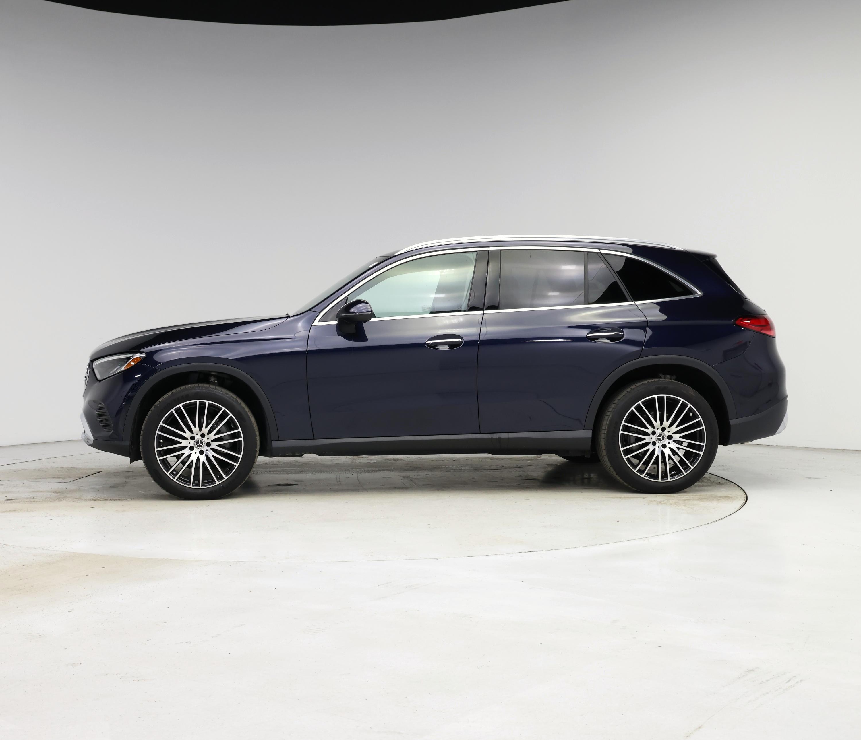 Thumbnail: 2024 Mercedes-Benz GLC - 3