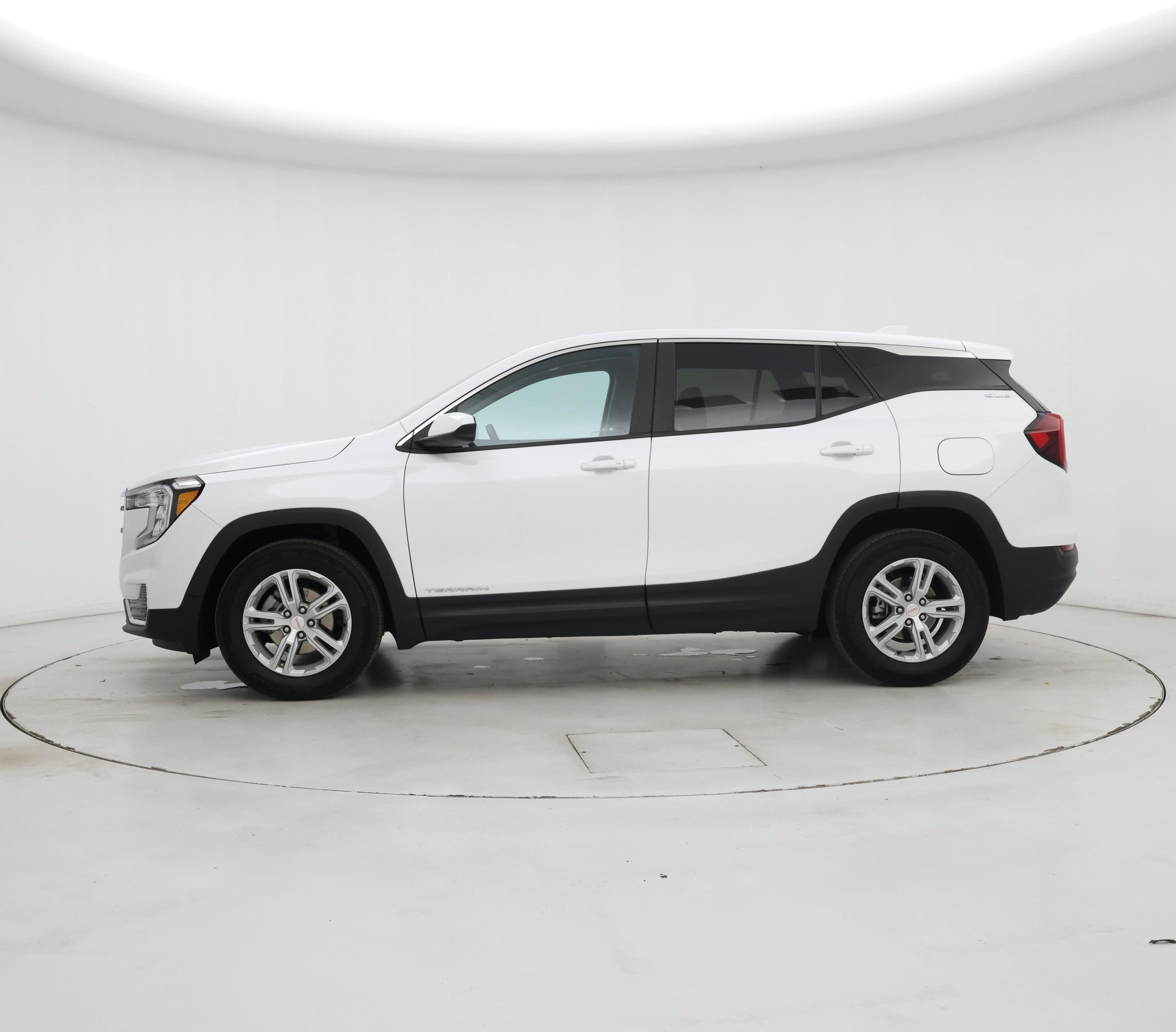 Thumbnail: 2023 GMC Terrain - 3