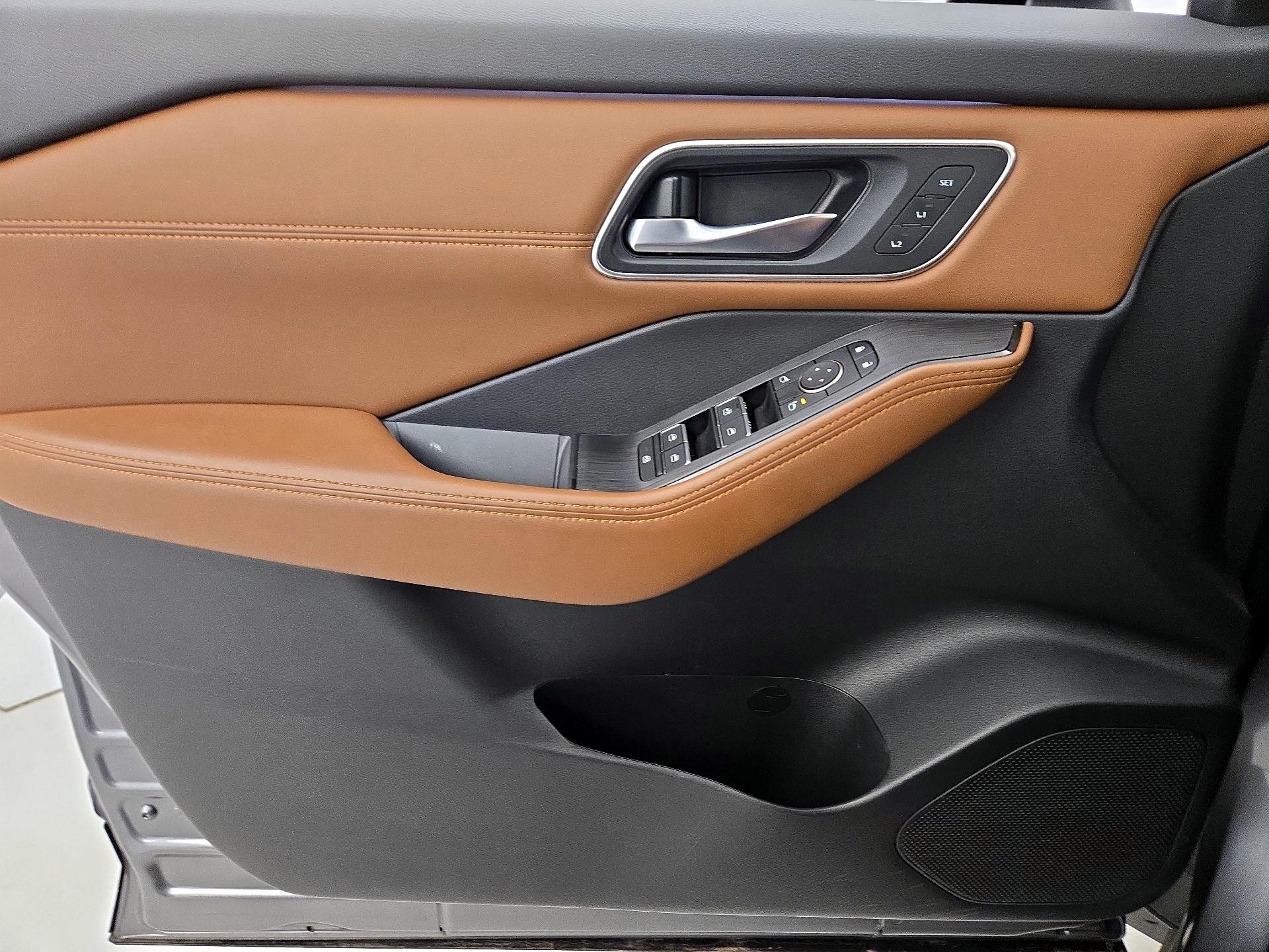 Thumbnail: 2024 Nissan Rogue - 12