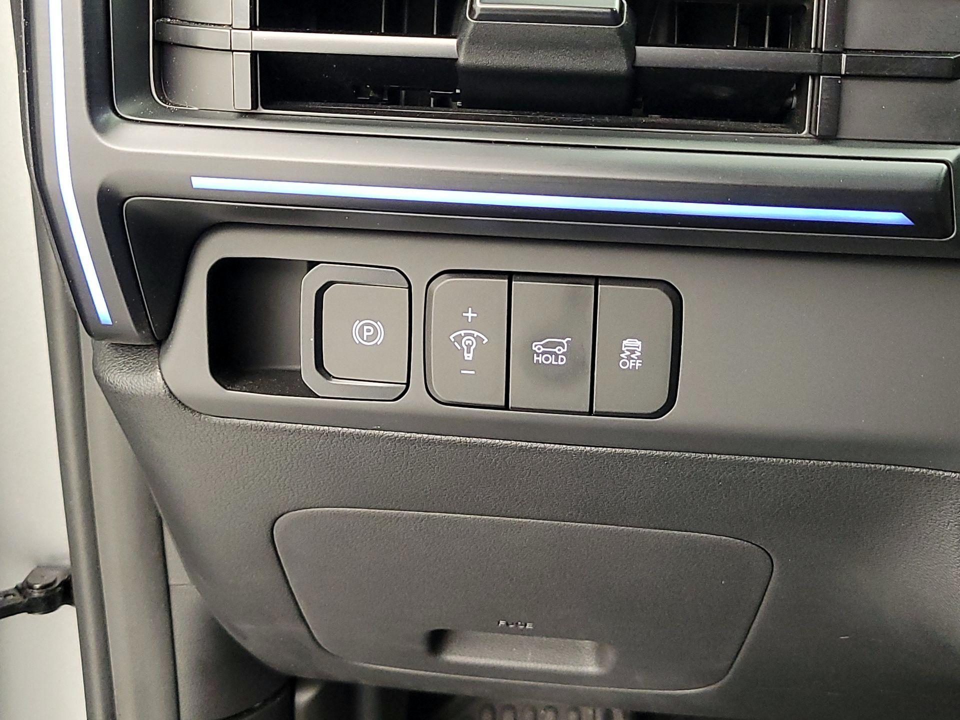 Thumbnail: 2024 Hyundai Santa Fe - 13