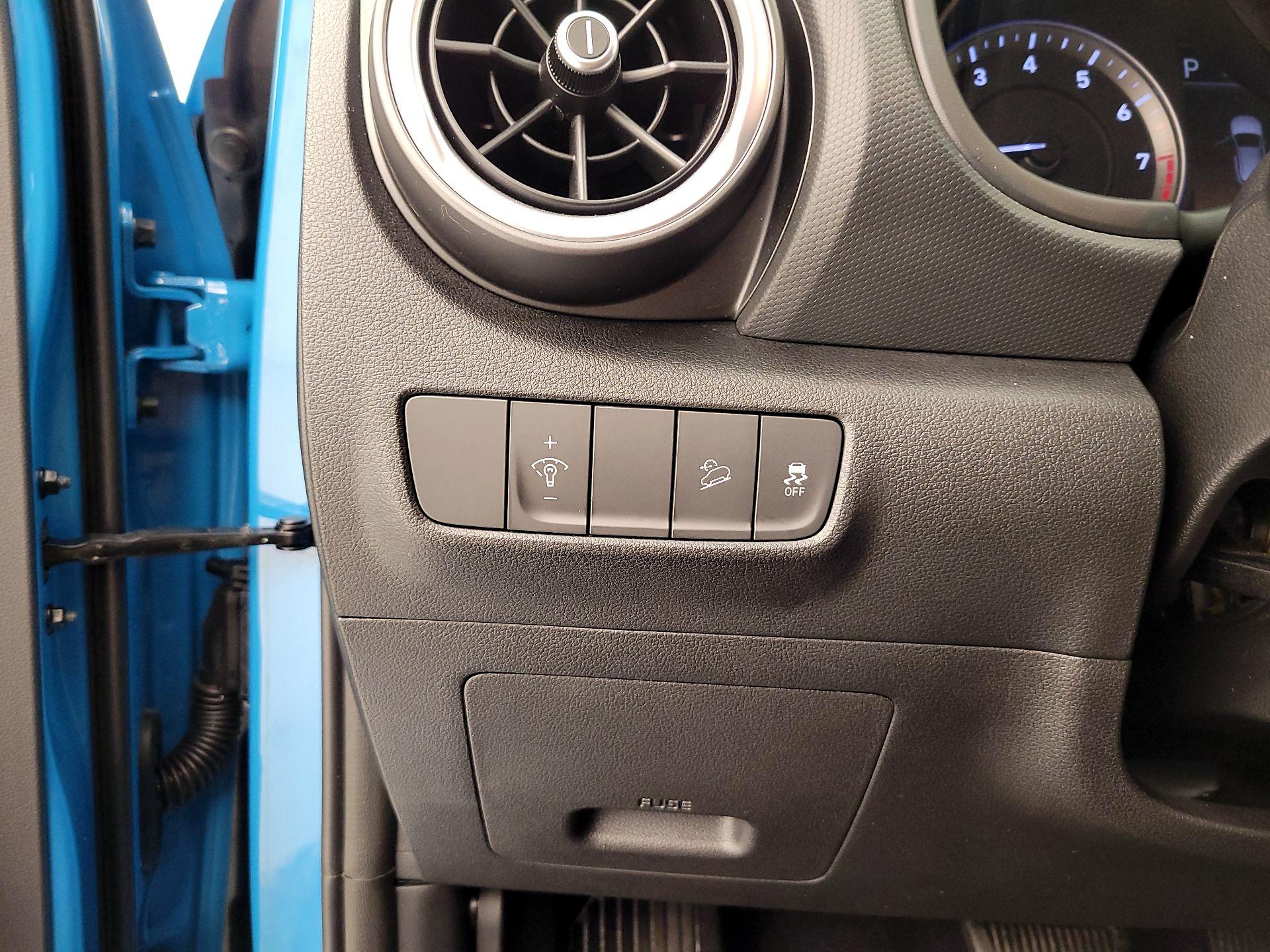 Thumbnail: 2023 Hyundai Kona - 13