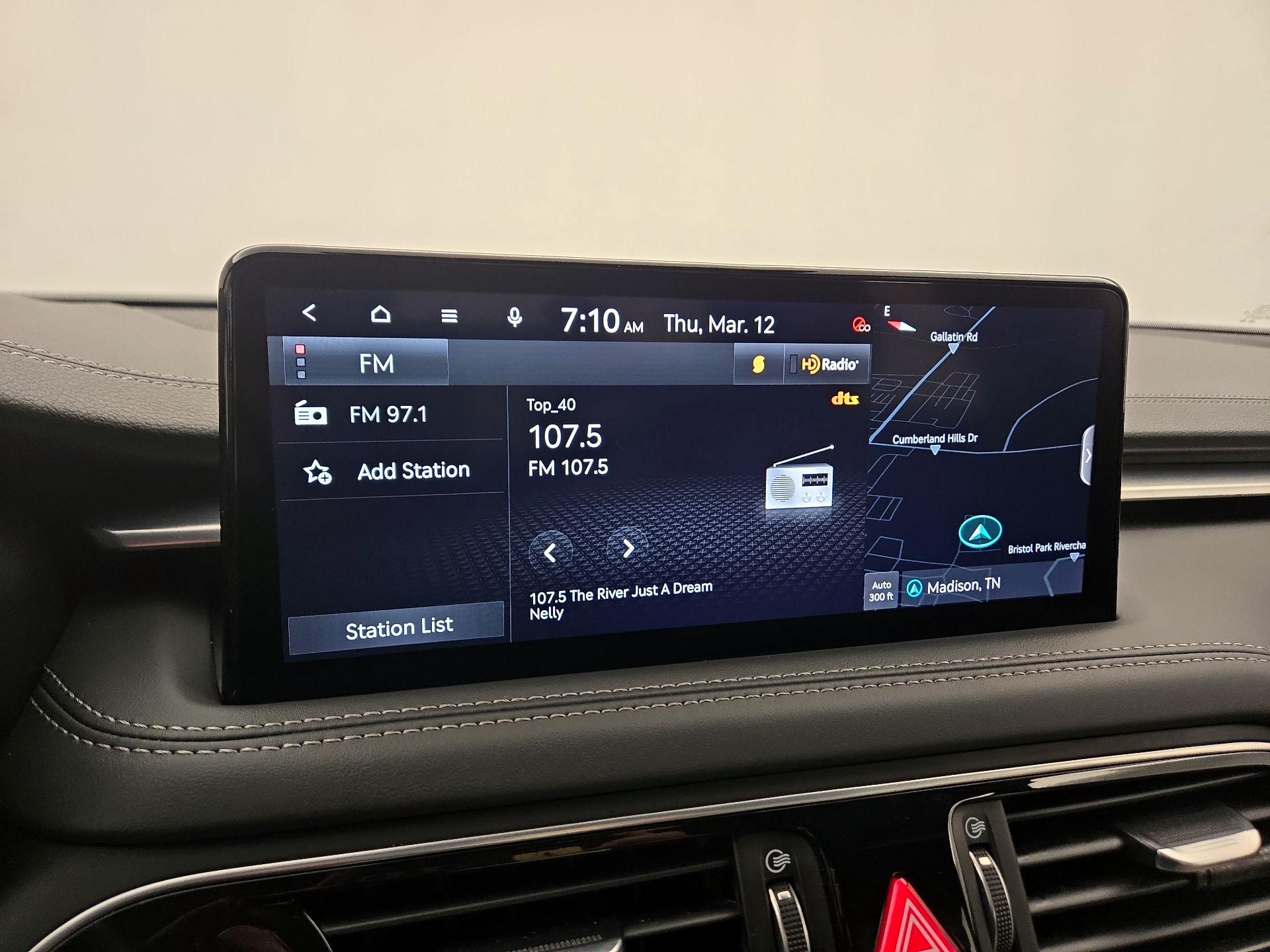 Thumbnail: 2023 Genesis G70 - 16