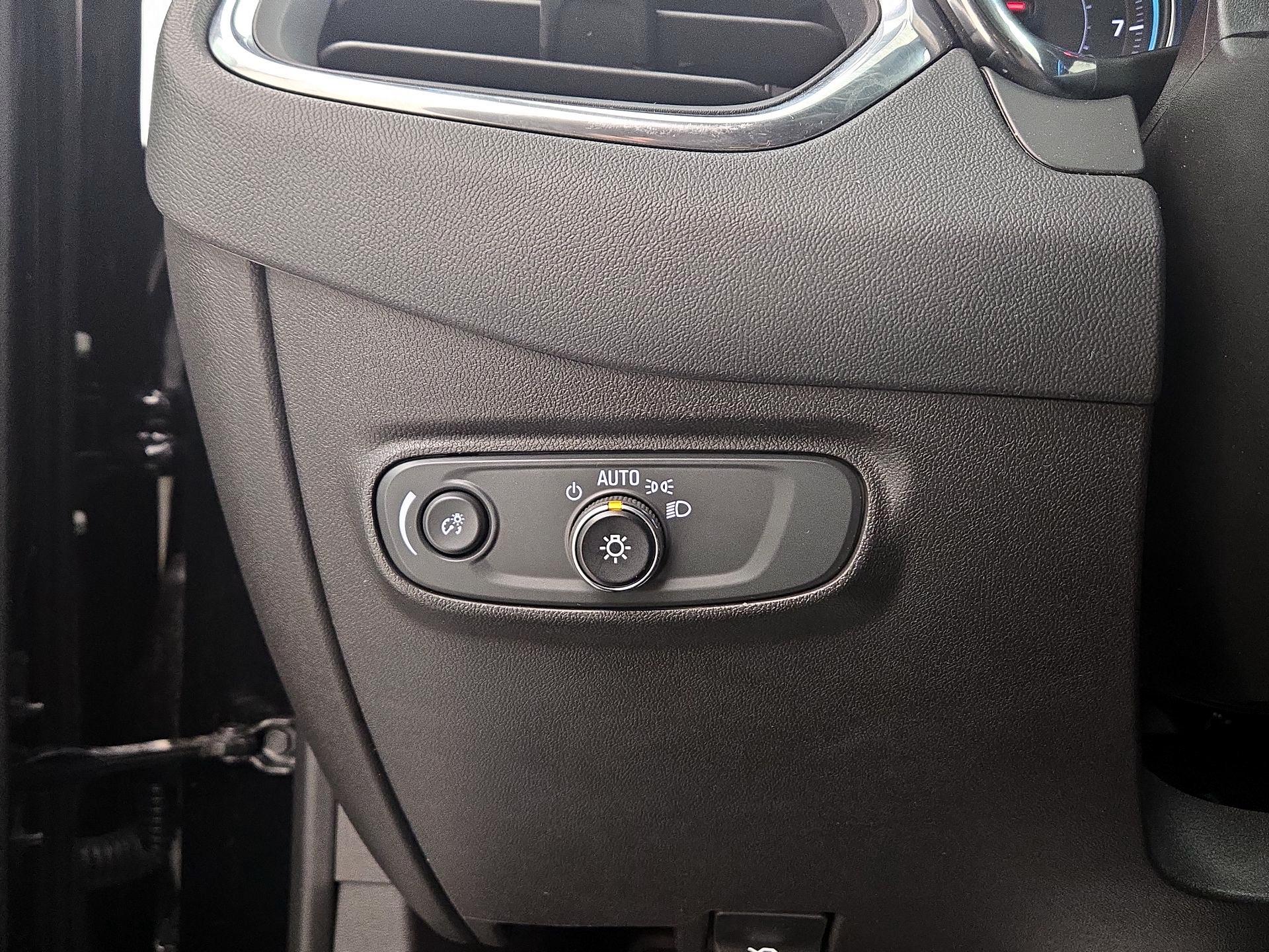 Thumbnail: 2023 Chevrolet Equinox - 13