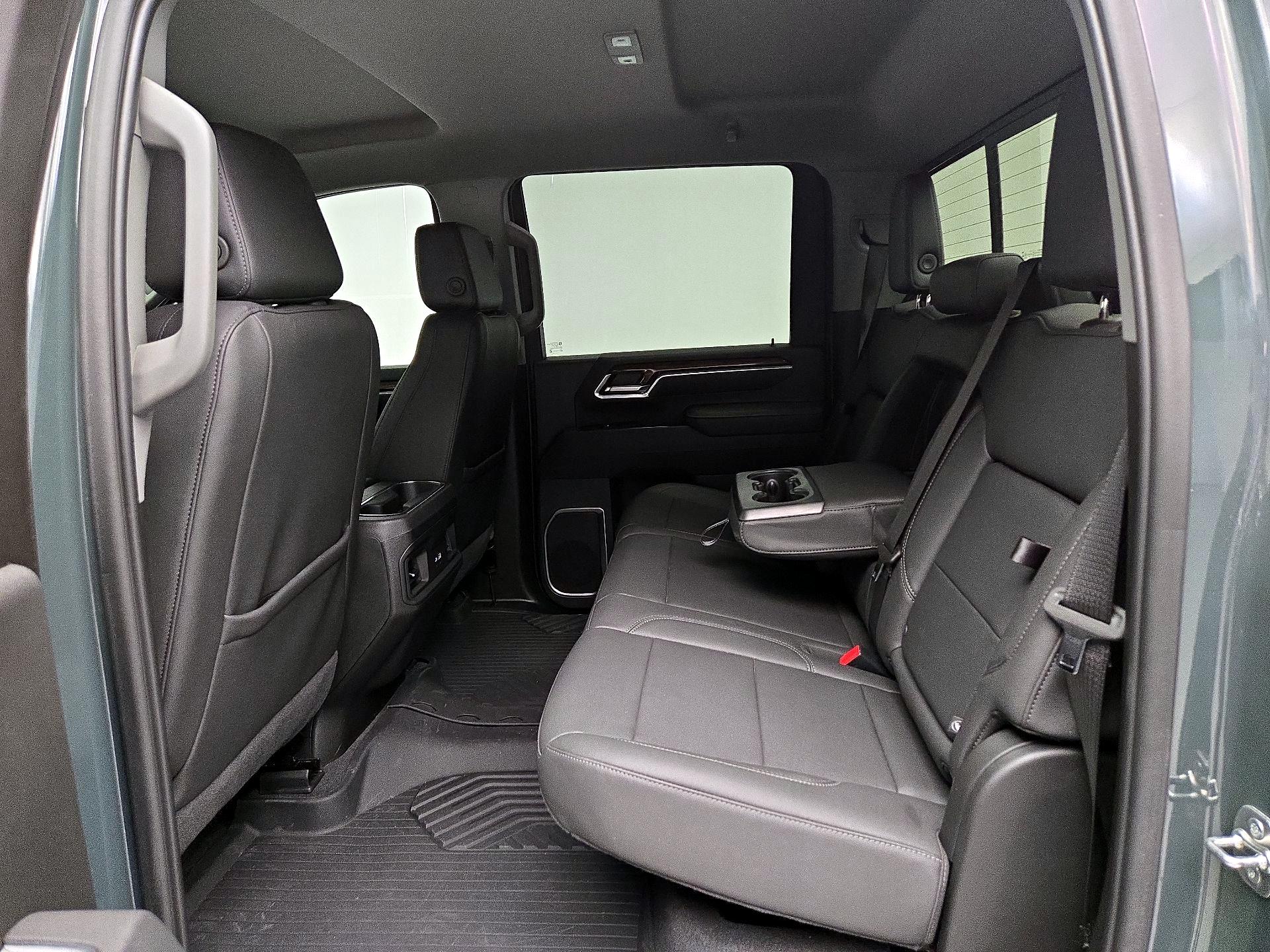 Thumbnail: 2025 Chevrolet Silverado 2500 - 20