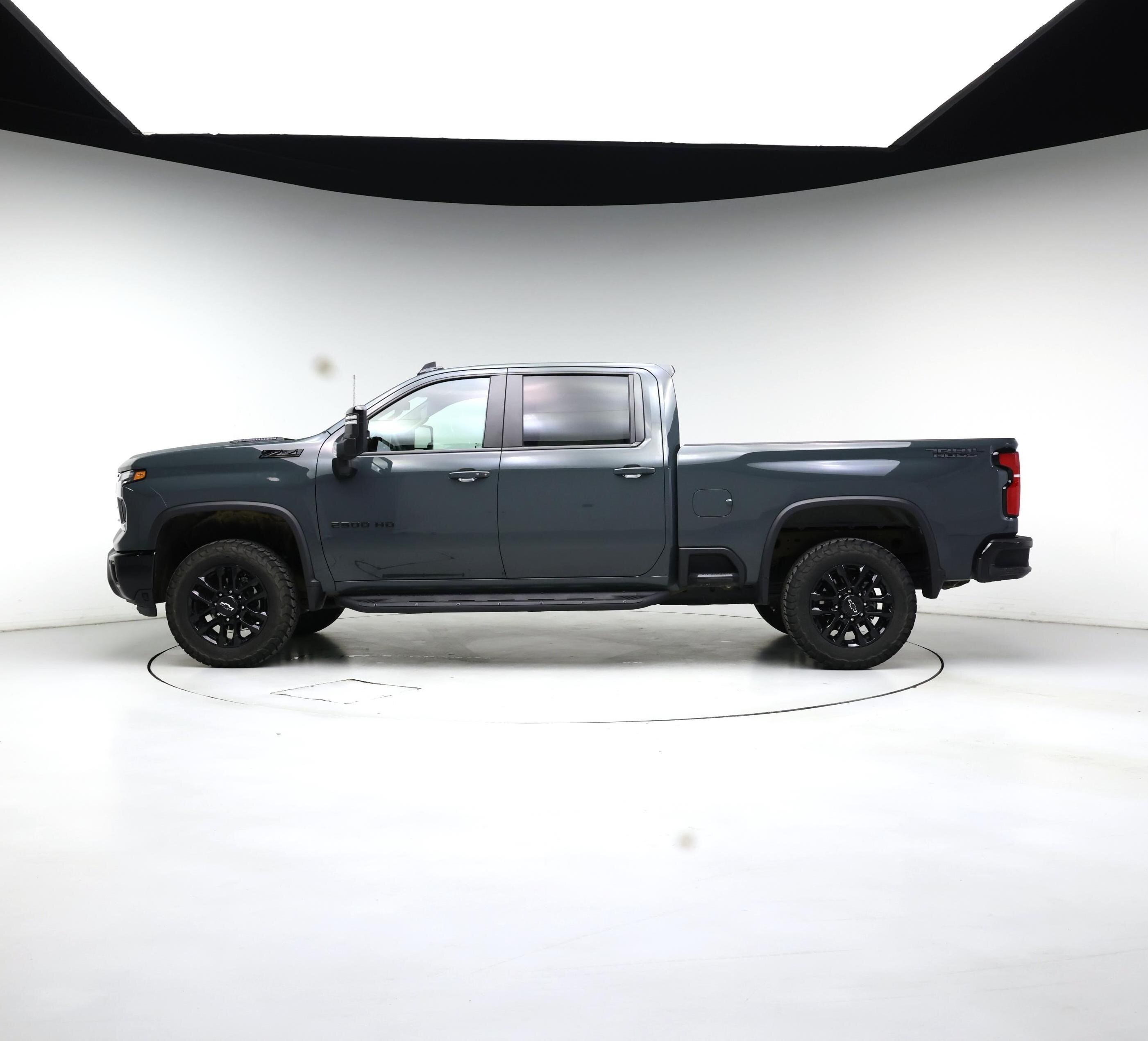 Thumbnail: 2025 Chevrolet Silverado 2500 - 3