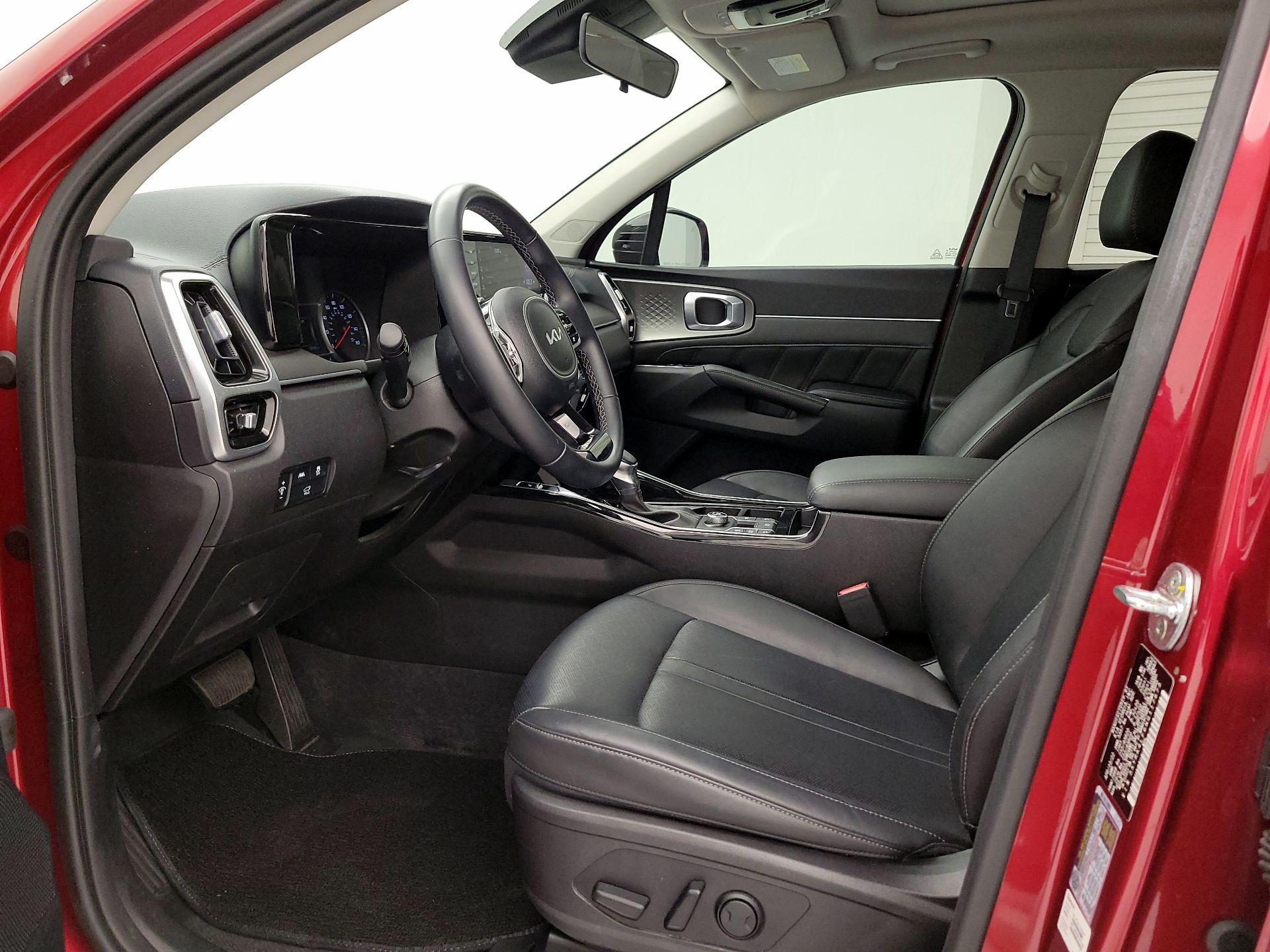Thumbnail: 2022 Kia Sorento - 11