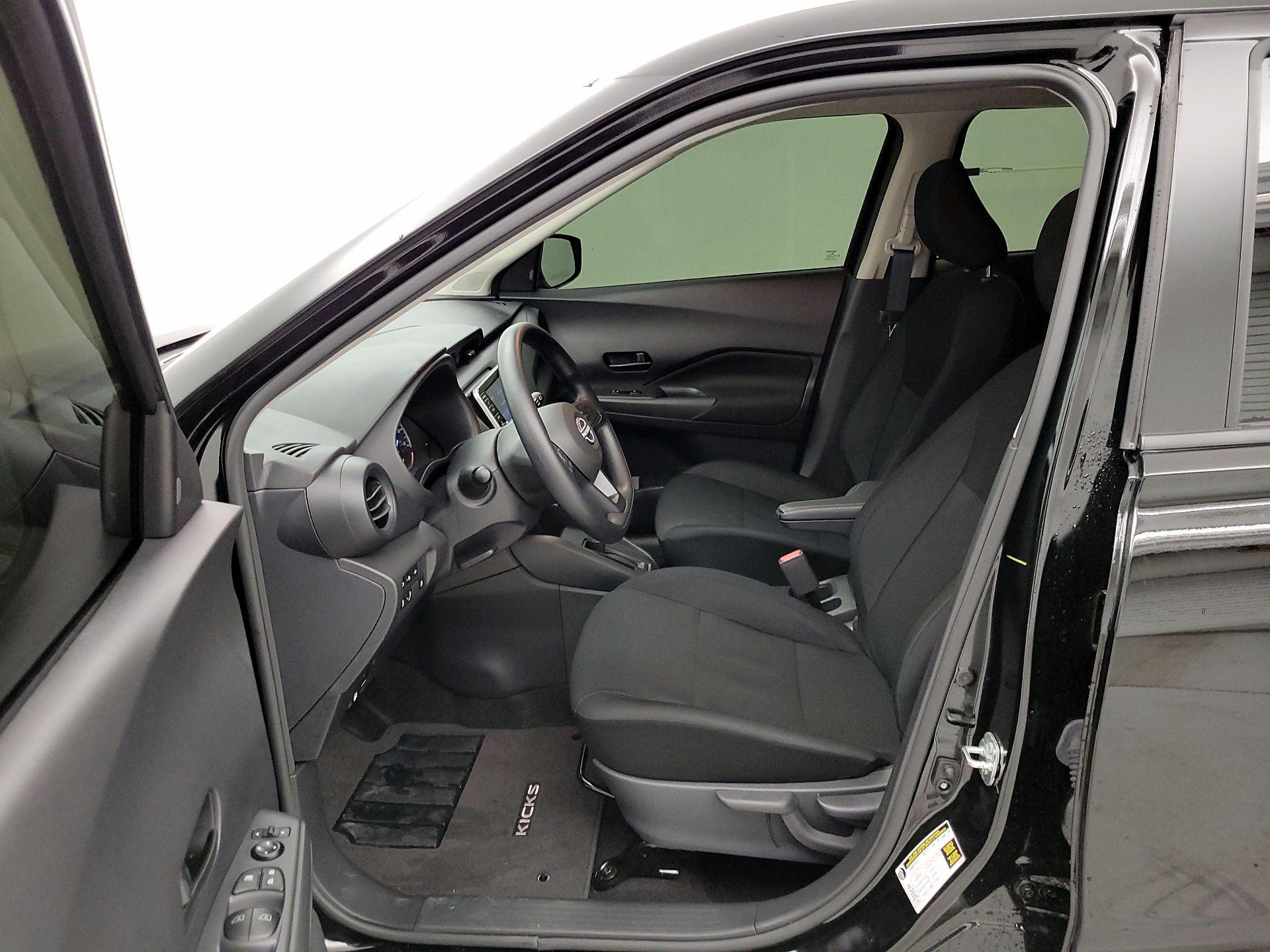 Thumbnail: 2025 Nissan Kicks - 11