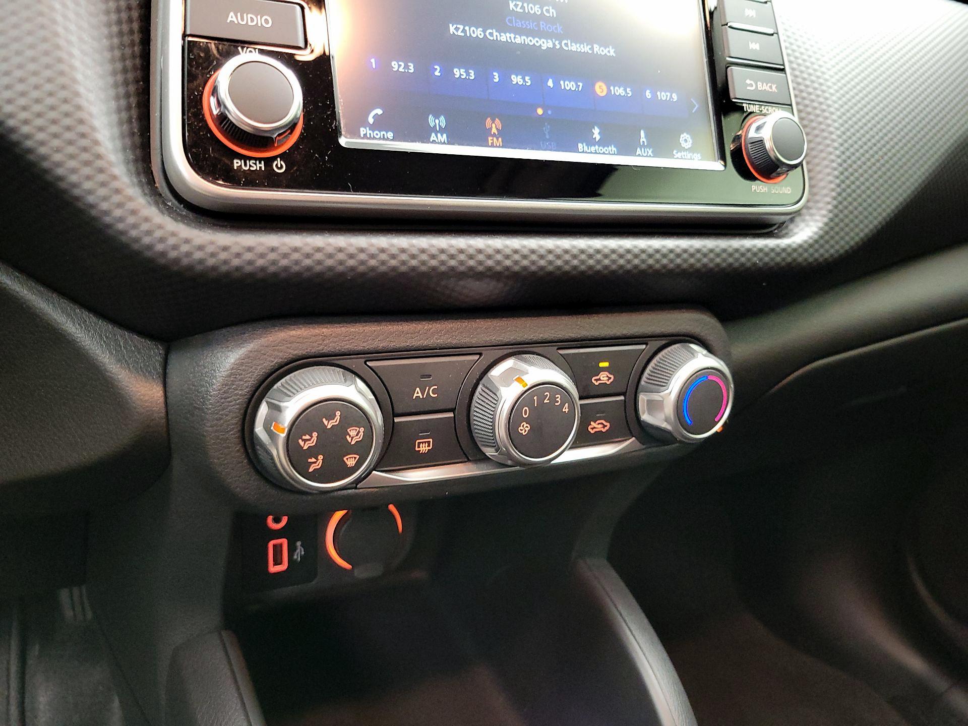 Thumbnail: 2025 Nissan Kicks - 16