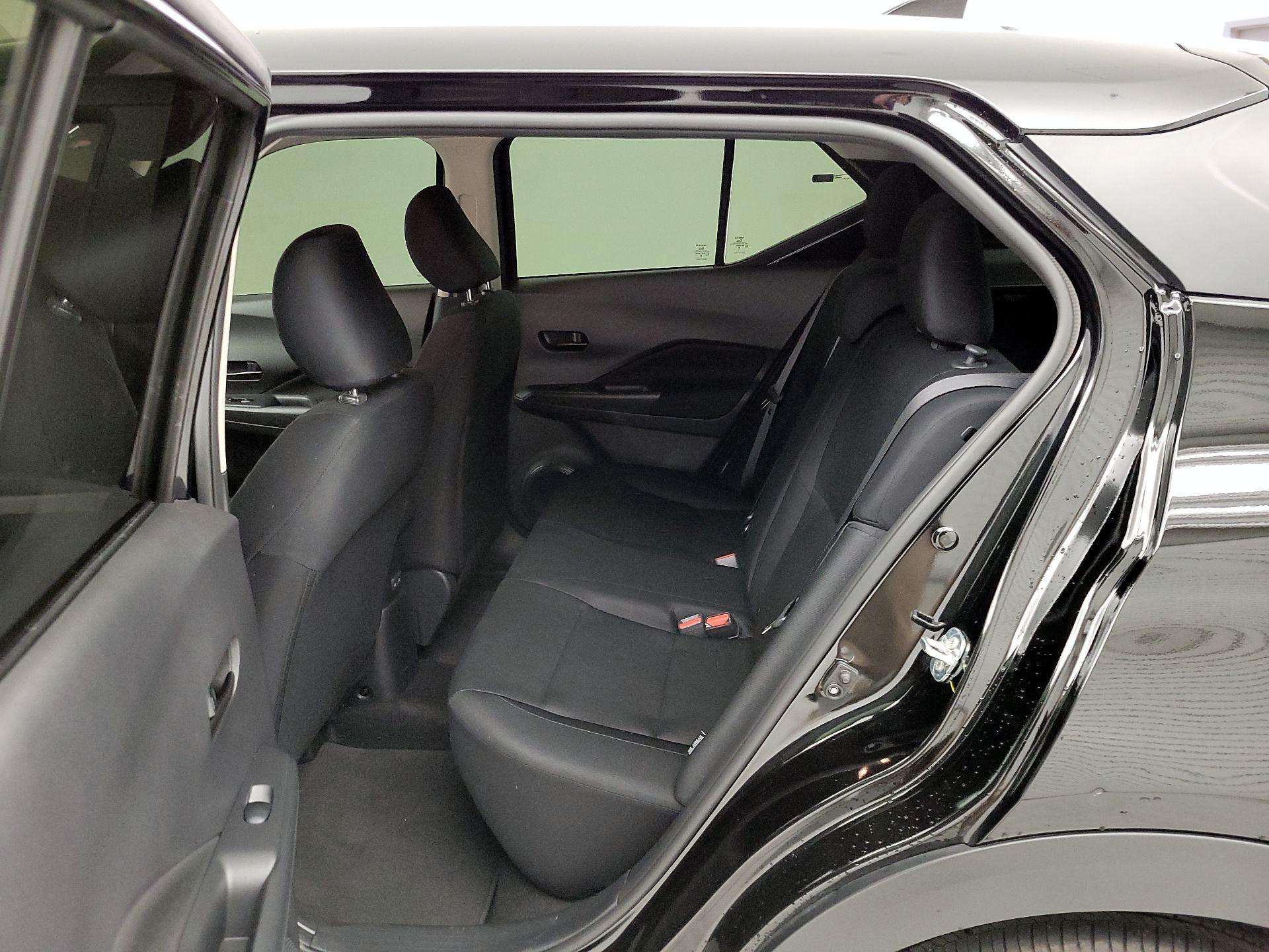 Thumbnail: 2025 Nissan Kicks - 19