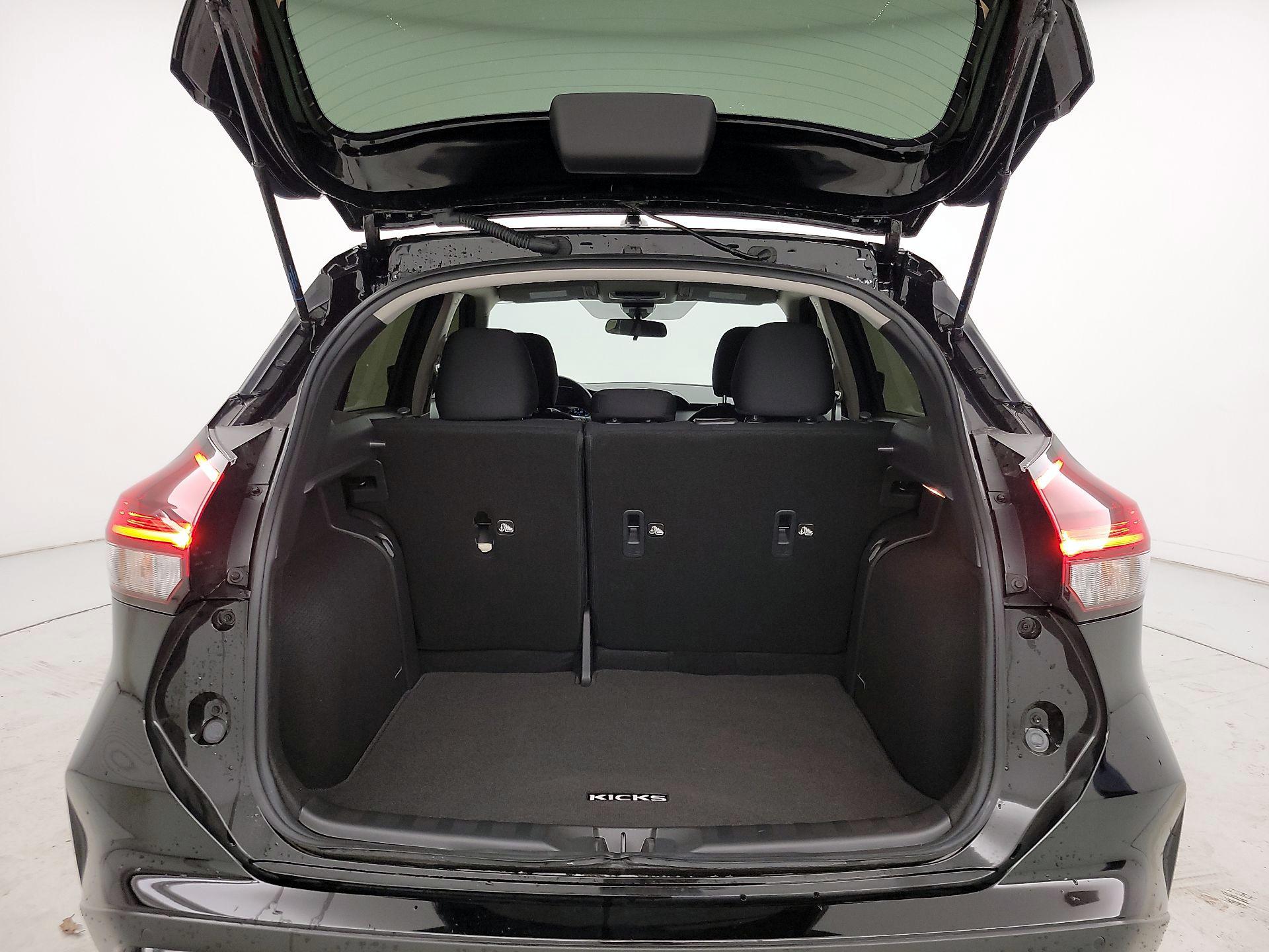 Thumbnail: 2025 Nissan Kicks - 20